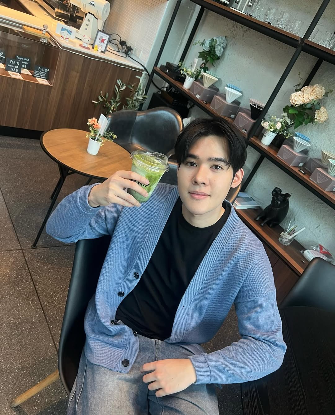 เฟริสท์ - ภาราดา ชัชวาลโชติกุล