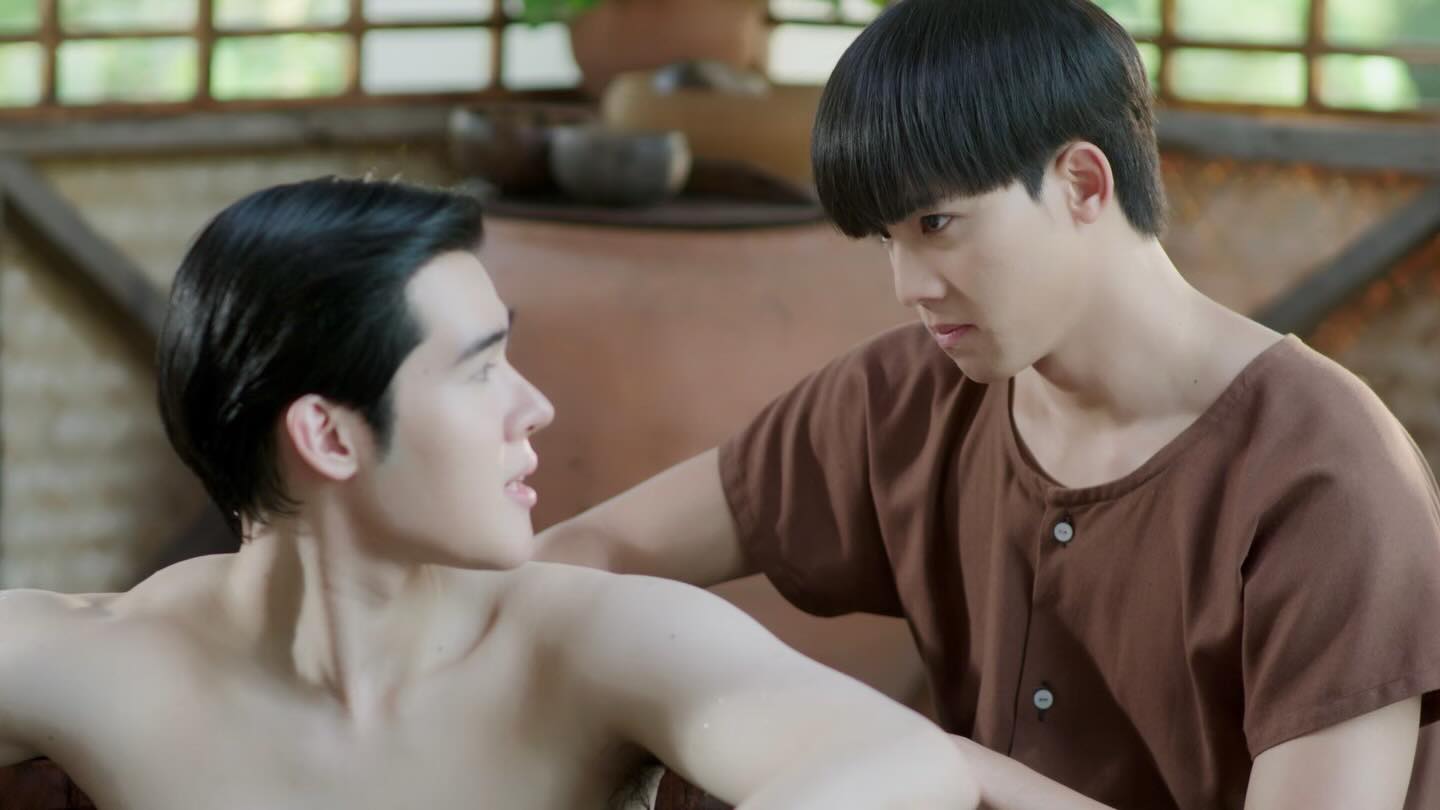 เฟริสท์ - ภาราดา ชัชวาลโชติกุล