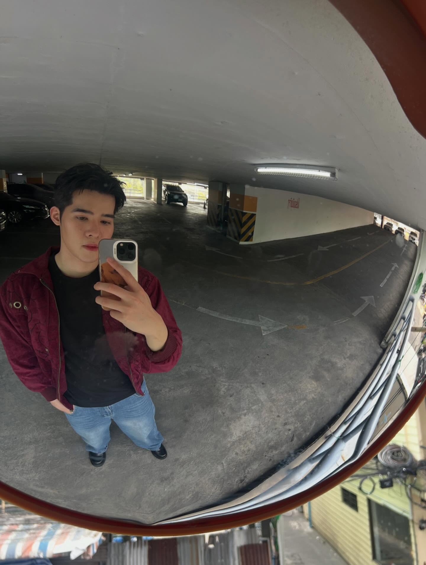 เฟริสท์ - ภาราดา ชัชวาลโชติกุล