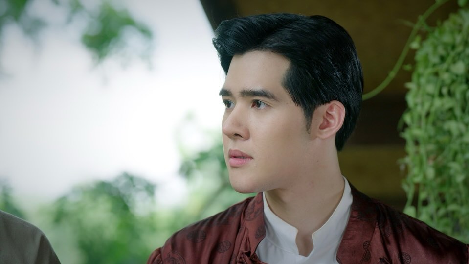 เฟริสท์ - ภาราดา ชัชวาลโชติกุล