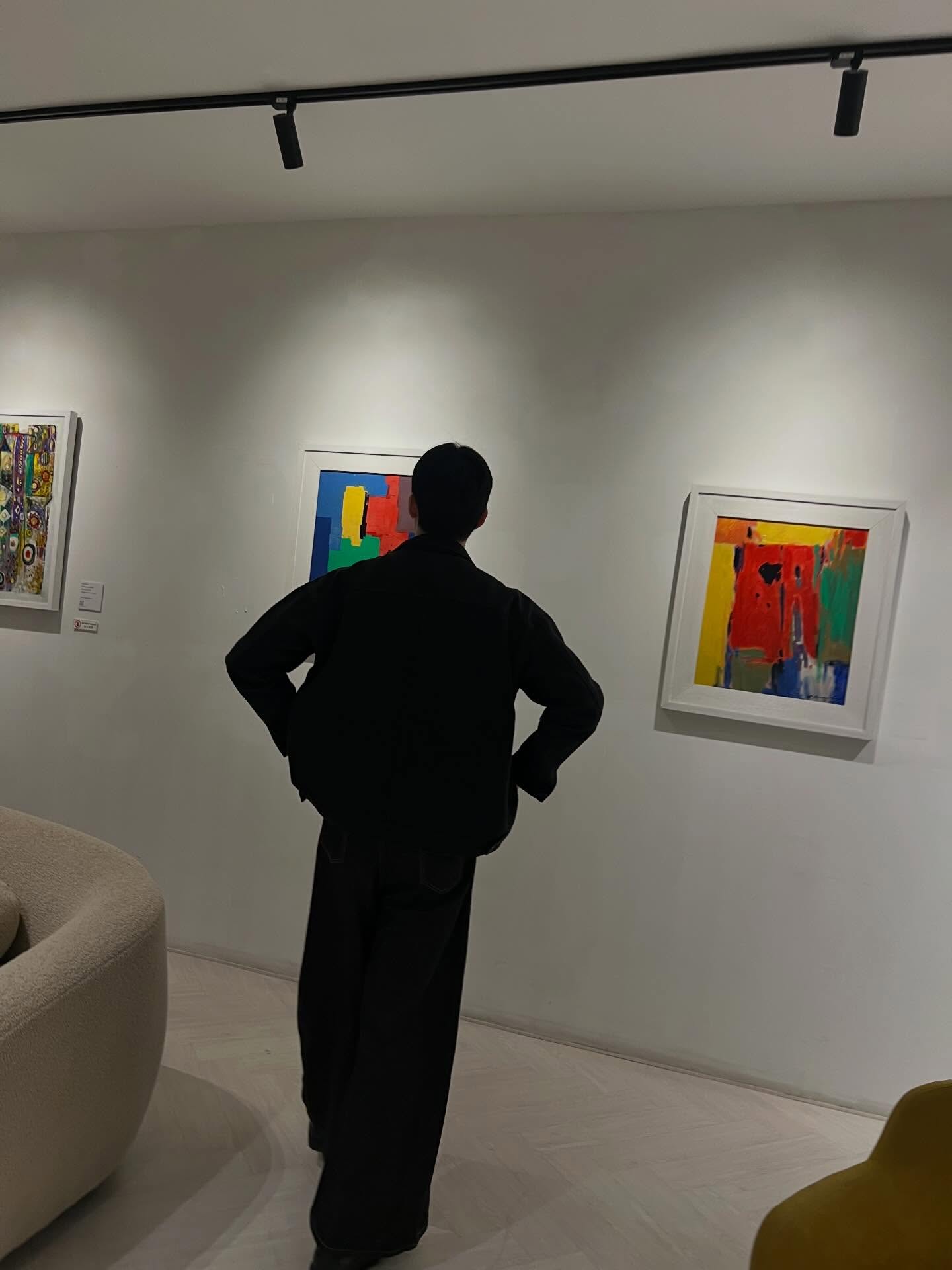 เฟริสท์ - ภาราดา ชัชวาลโชติกุล