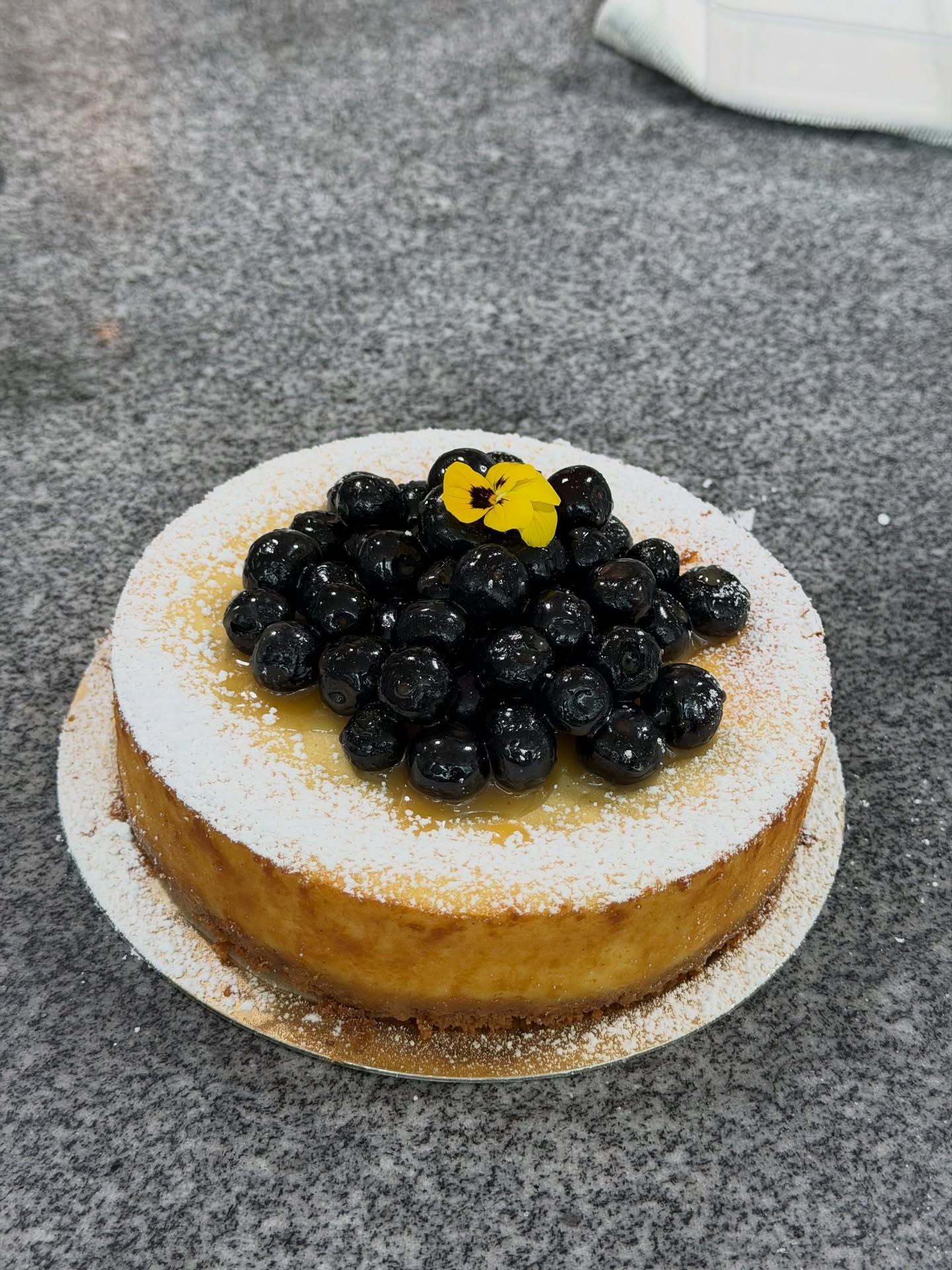 ไบร์ท - นรภัทร วิไลพันธุ์