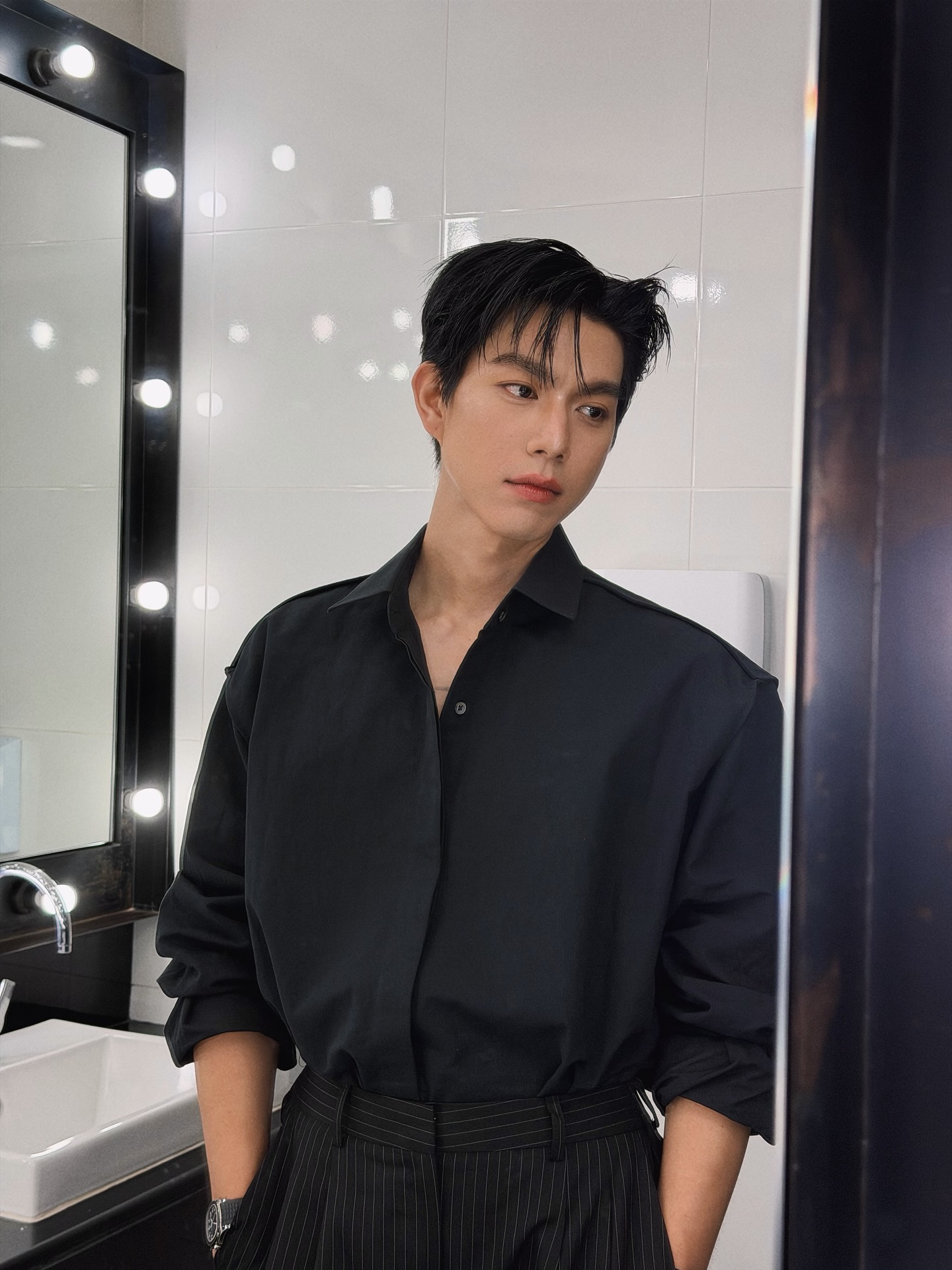 ไบร์ท - นรภัทร วิไลพันธุ์