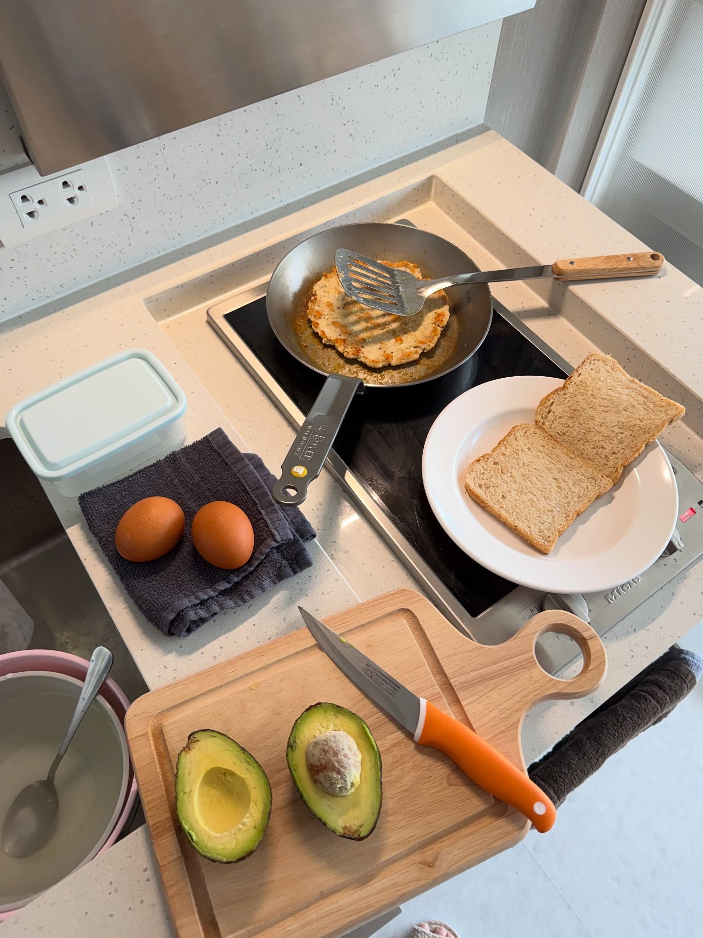 ไบร์ท - นรภัทร วิไลพันธุ์