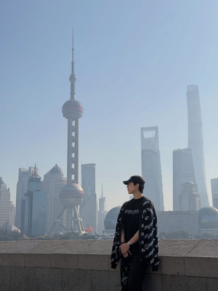 ไบร์ท - นรภัทร วิไลพันธุ์