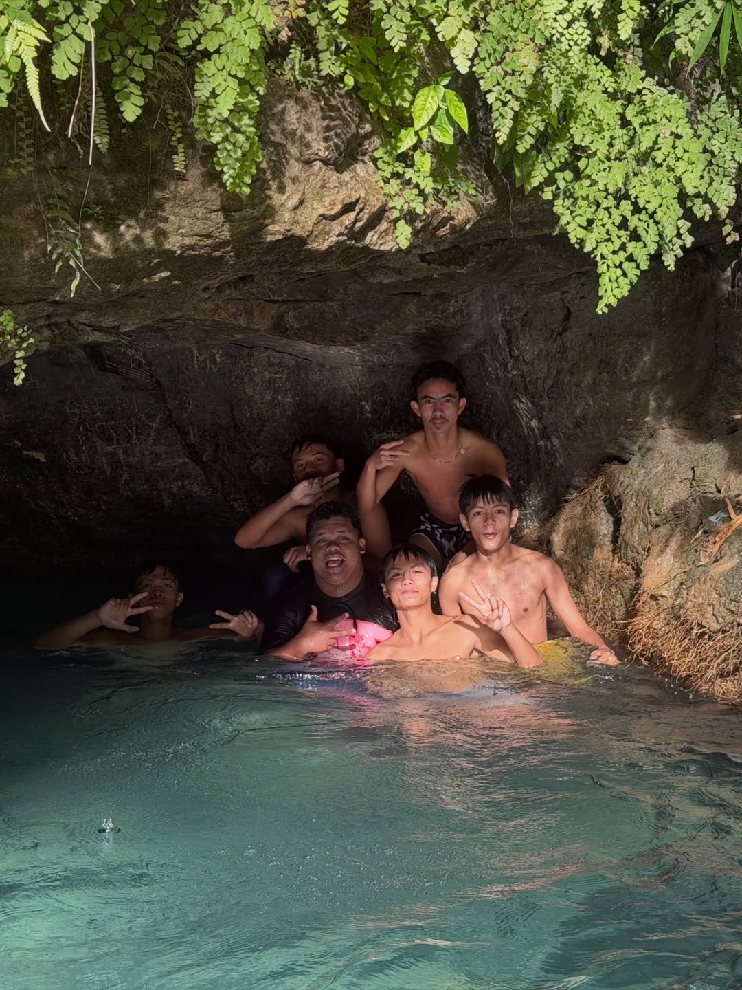 ไบร์ท - นรภัทร วิไลพันธุ์