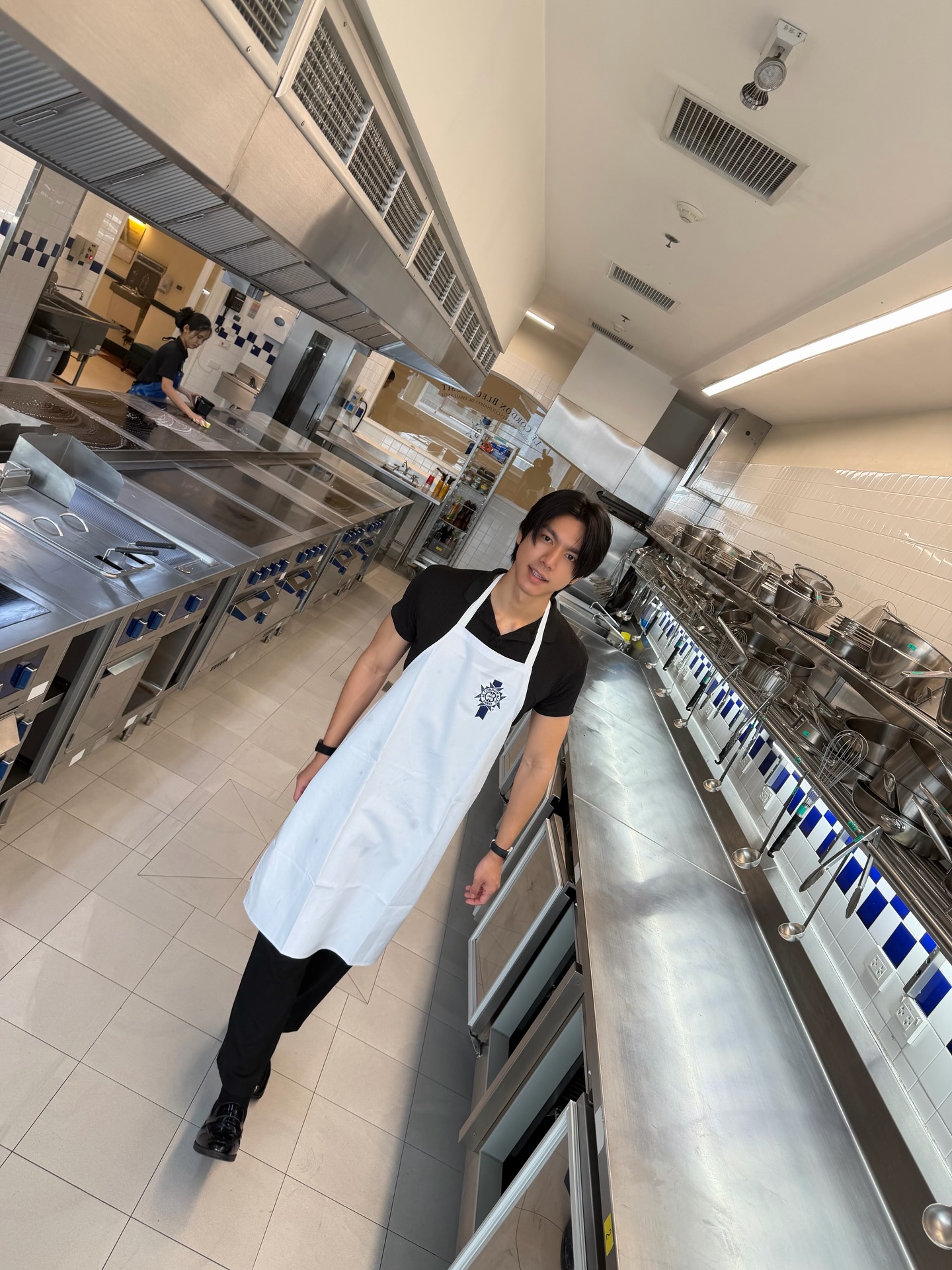 ไบร์ท - นรภัทร วิไลพันธุ์