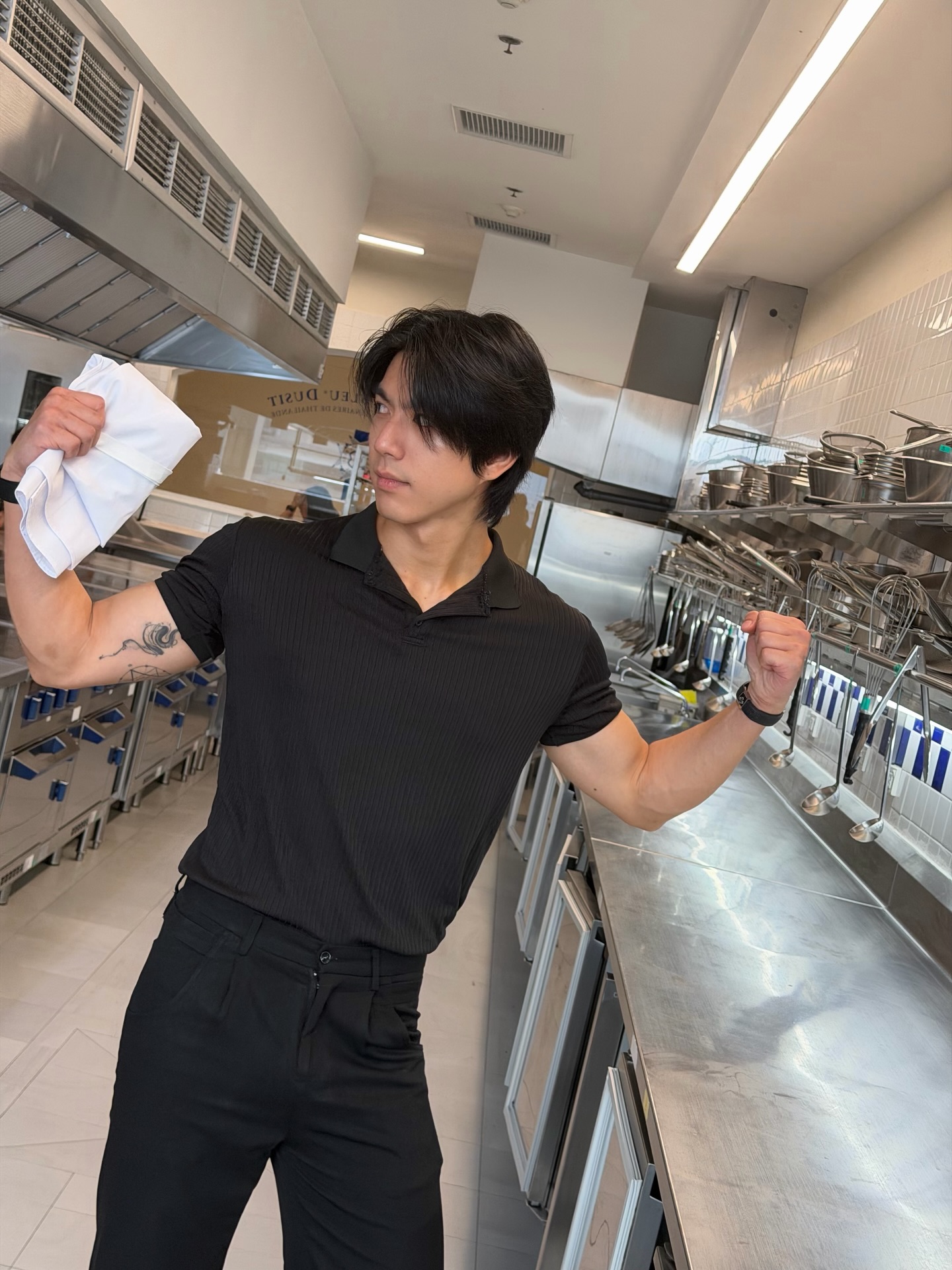 ไบร์ท - นรภัทร วิไลพันธุ์