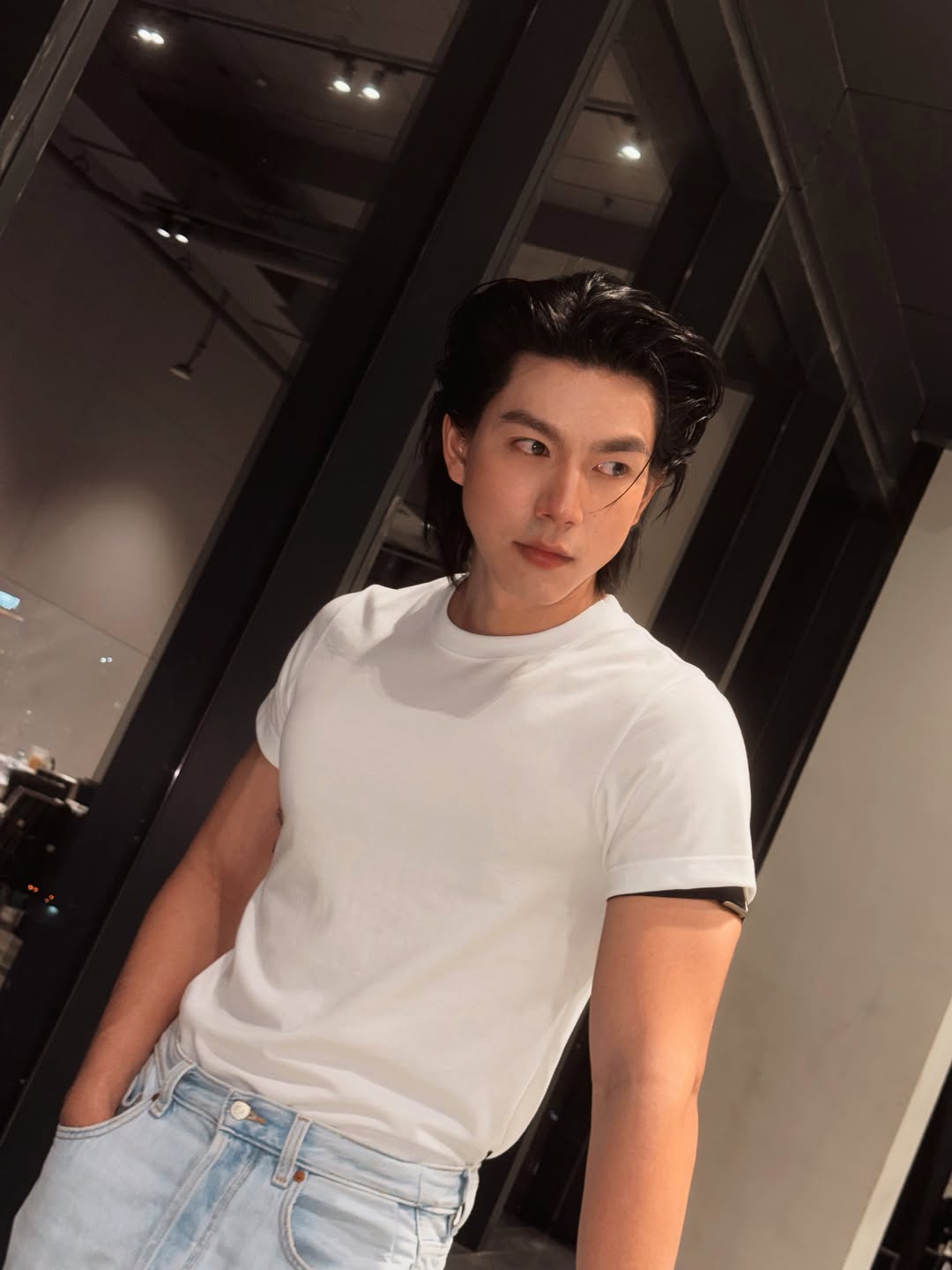 ไบร์ท - นรภัทร วิไลพันธุ์
