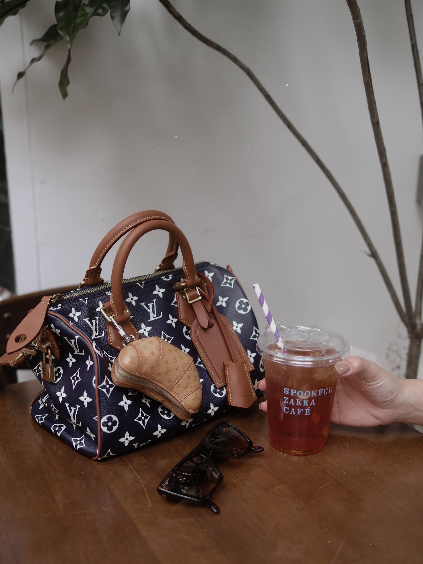 โมเม - นภัสสร บุรณศิริ