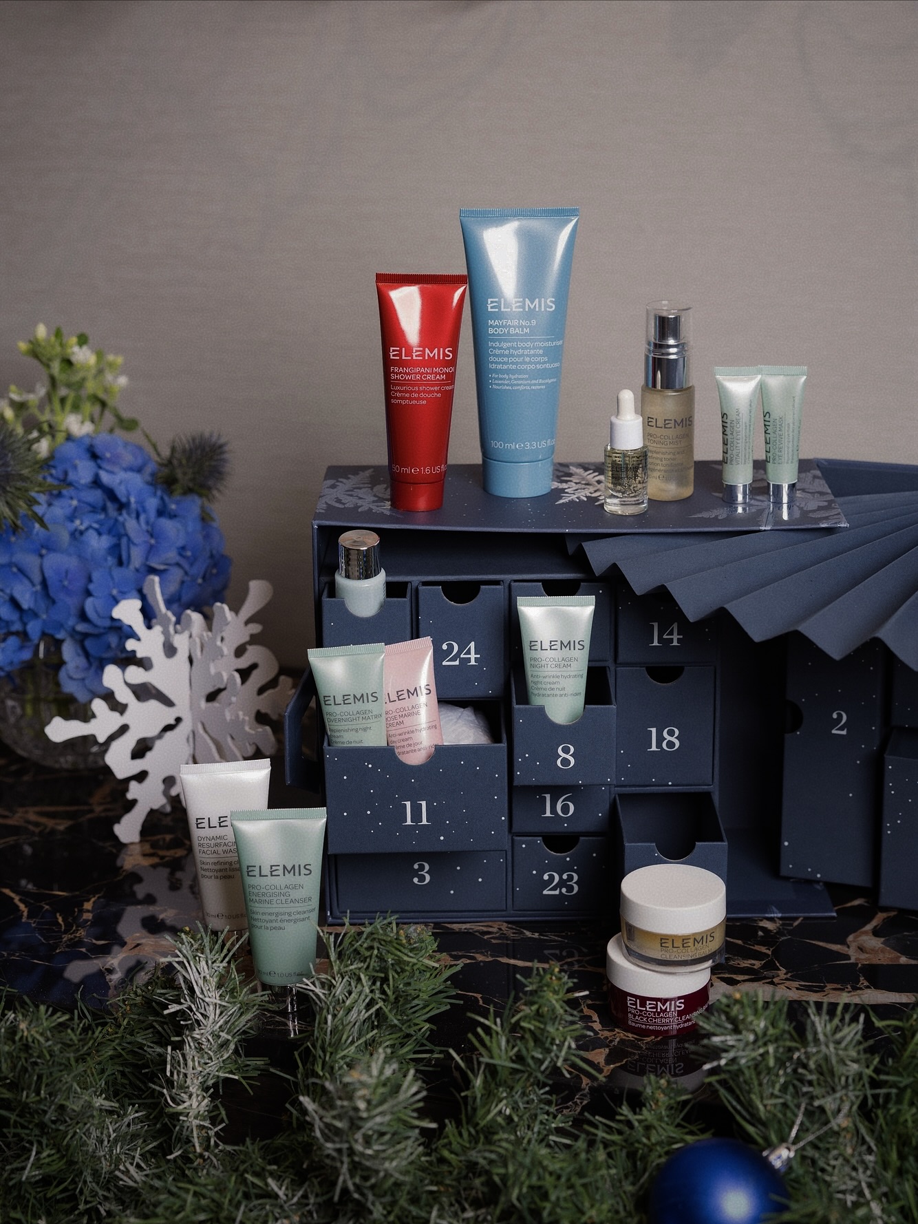 โมเม - นภัสสร บุรณศิริ