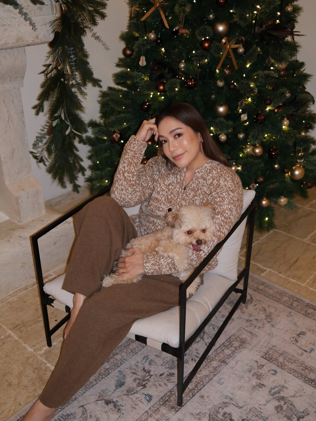 โมเม - นภัสสร บุรณศิริ