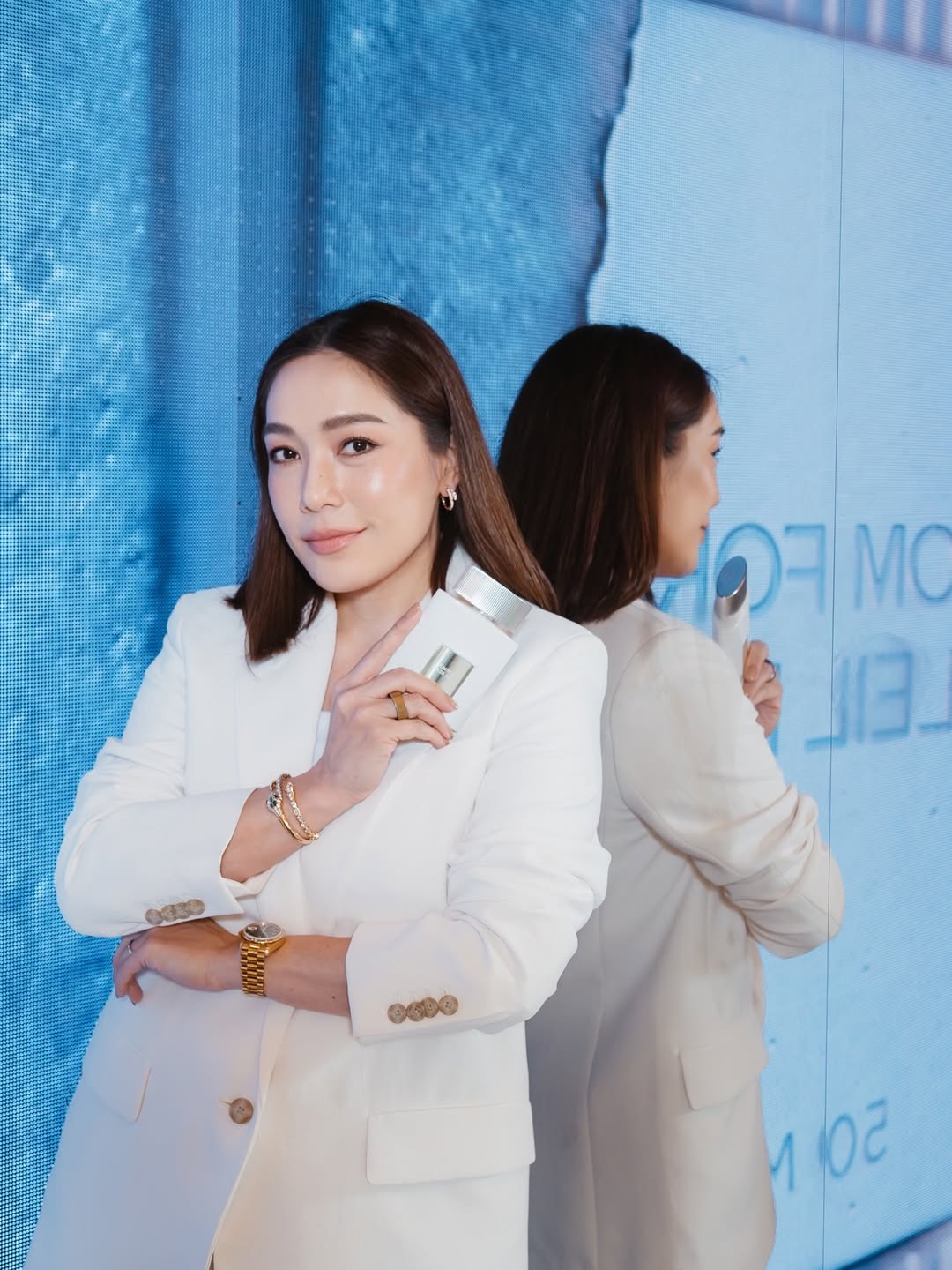 โมเม - นภัสสร บุรณศิริ