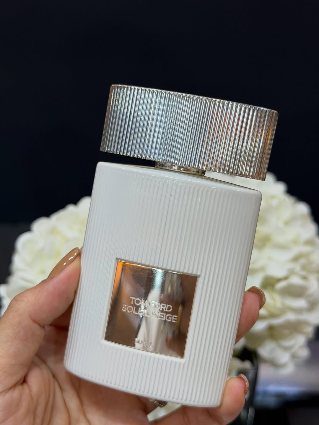 โมเม - นภัสสร บุรณศิริ