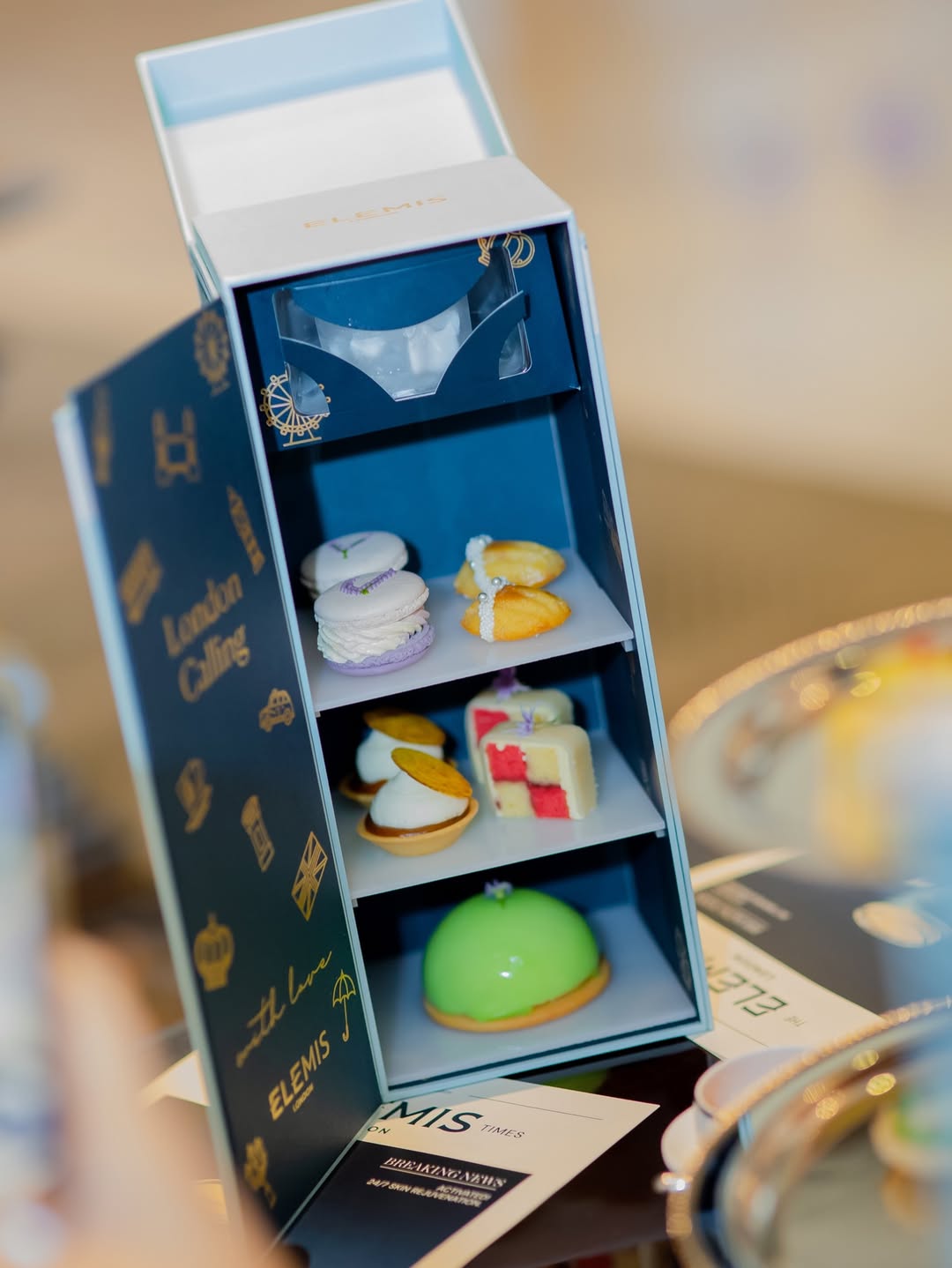 โมเม - นภัสสร บุรณศิริ