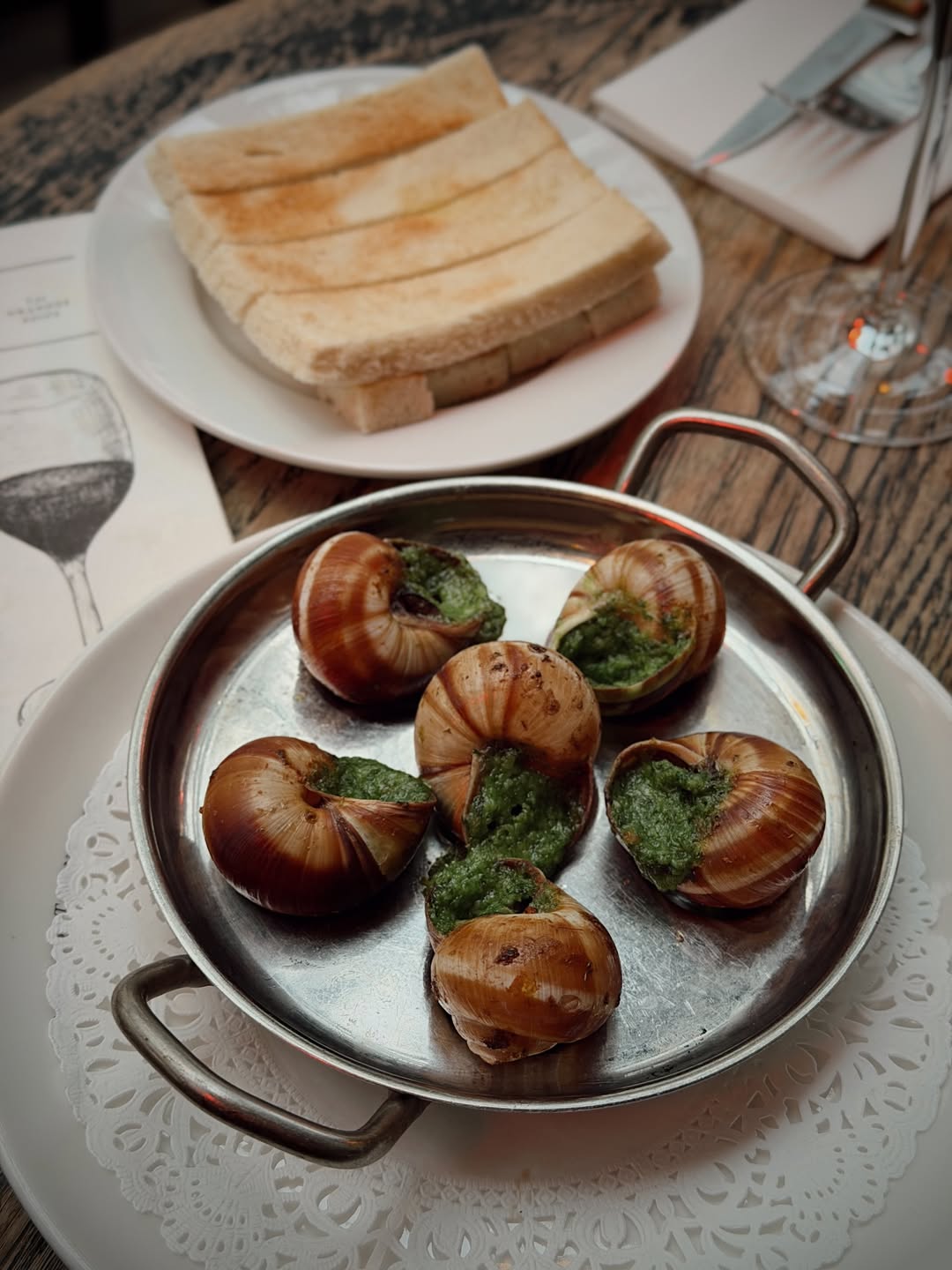 โมเม - นภัสสร บุรณศิริ