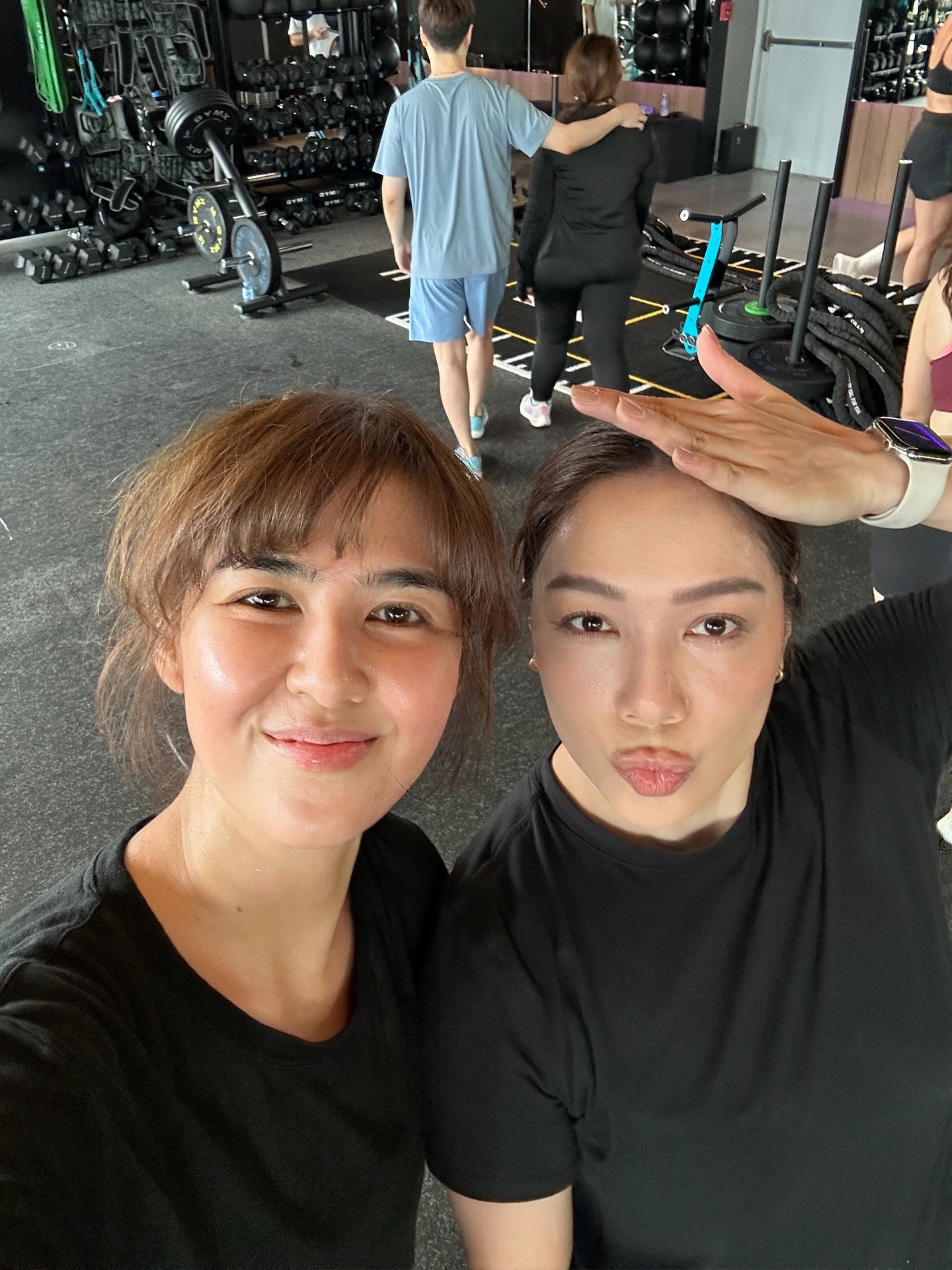 โมเม - นภัสสร บุรณศิริ