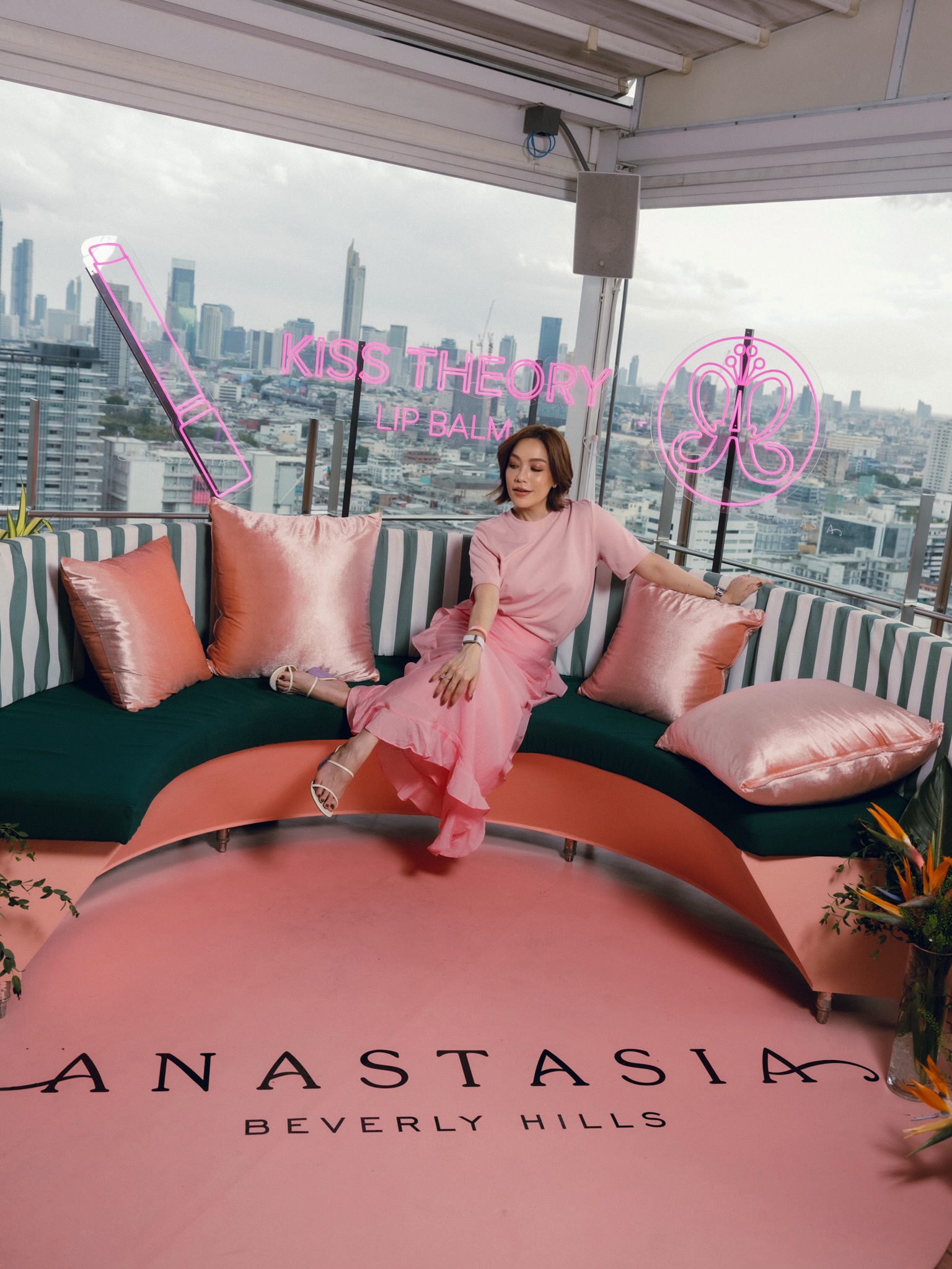 โมเม - นภัสสร บุรณศิริ