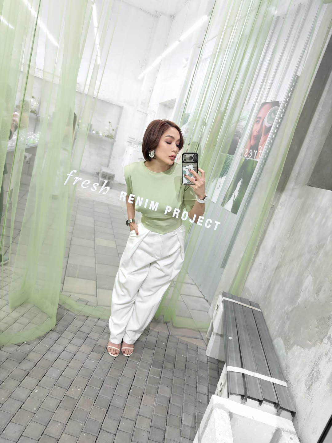 โมเม - นภัสสร บุรณศิริ