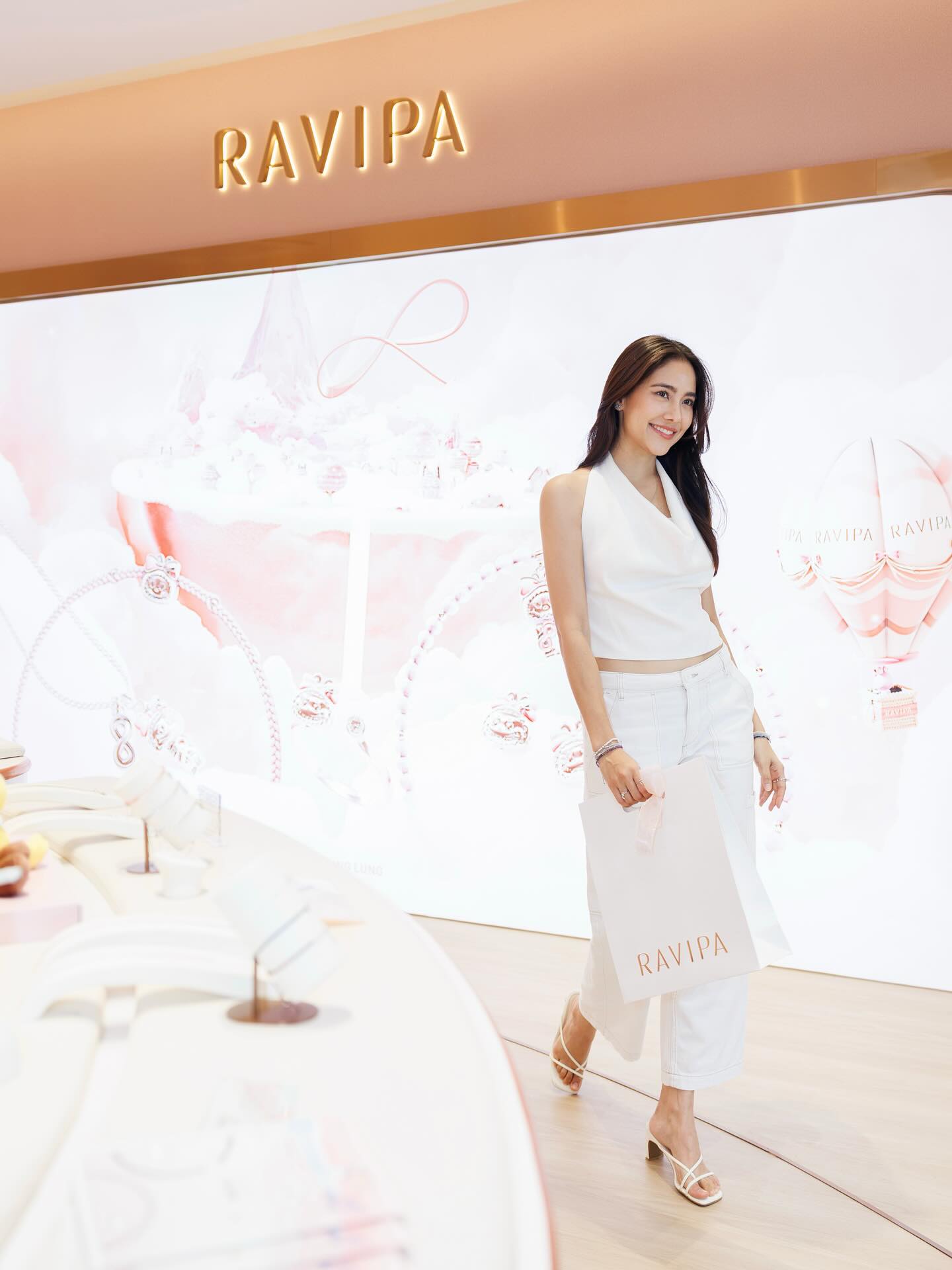 พรีม - รณิดา เตชสิทธิ์