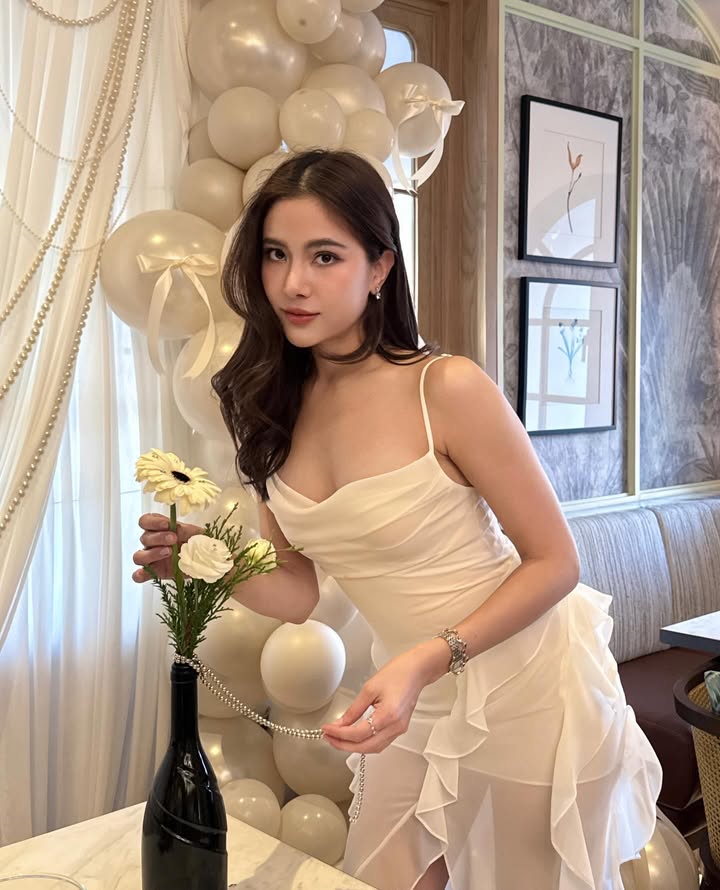 พรีม - รณิดา เตชสิทธิ์