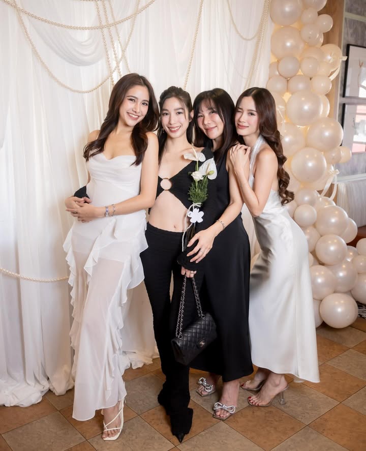 พรีม - รณิดา เตชสิทธิ์