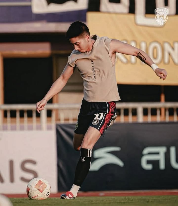 โตโน่ - ภาคิน คำวิลัยศักดิ์