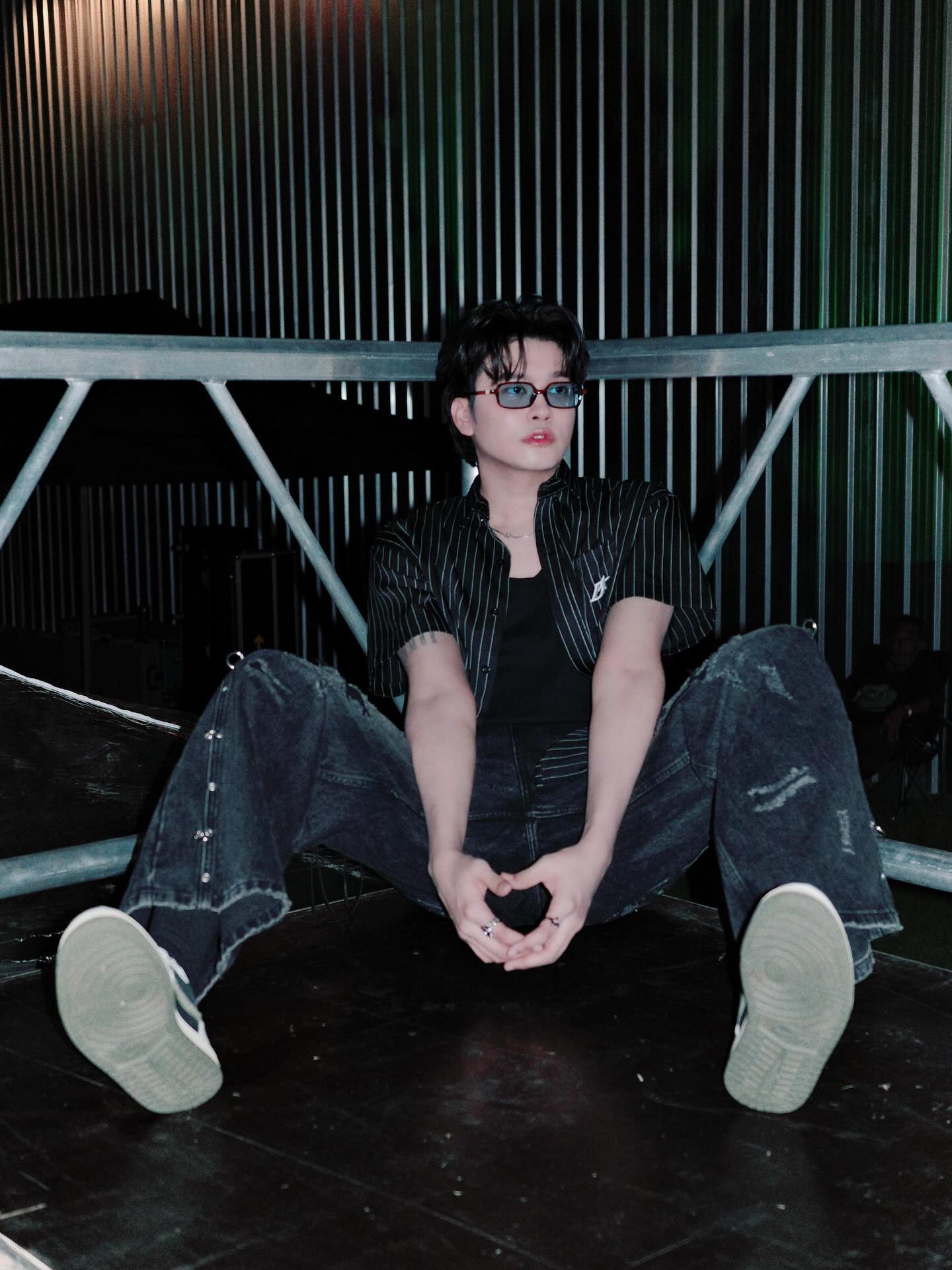 นนท์ - ธนนท์ จำเริญ