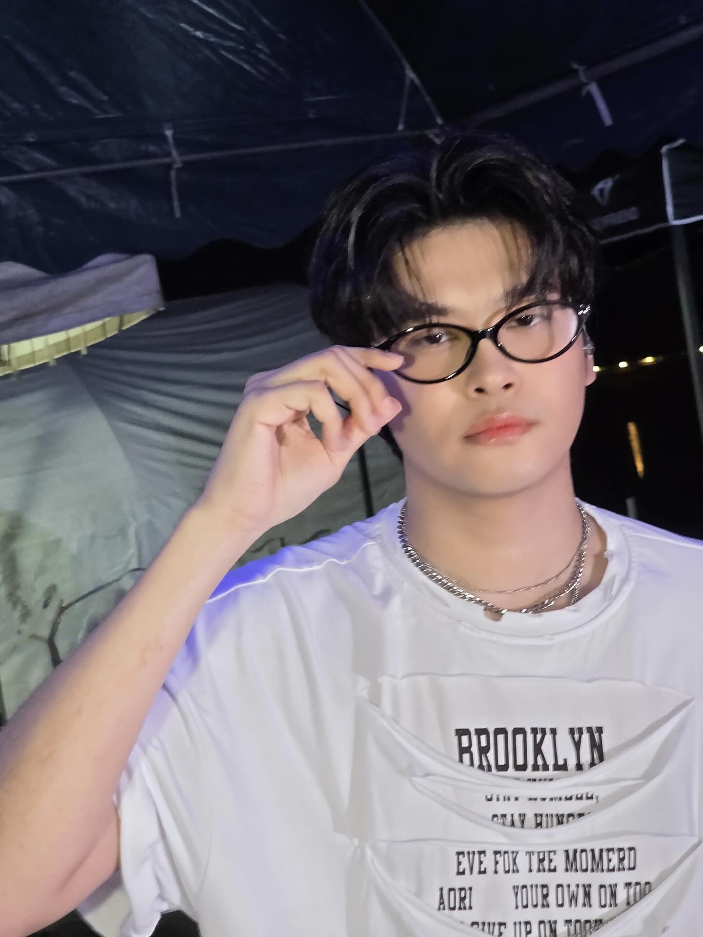 นนท์ - ธนนท์ จำเริญ