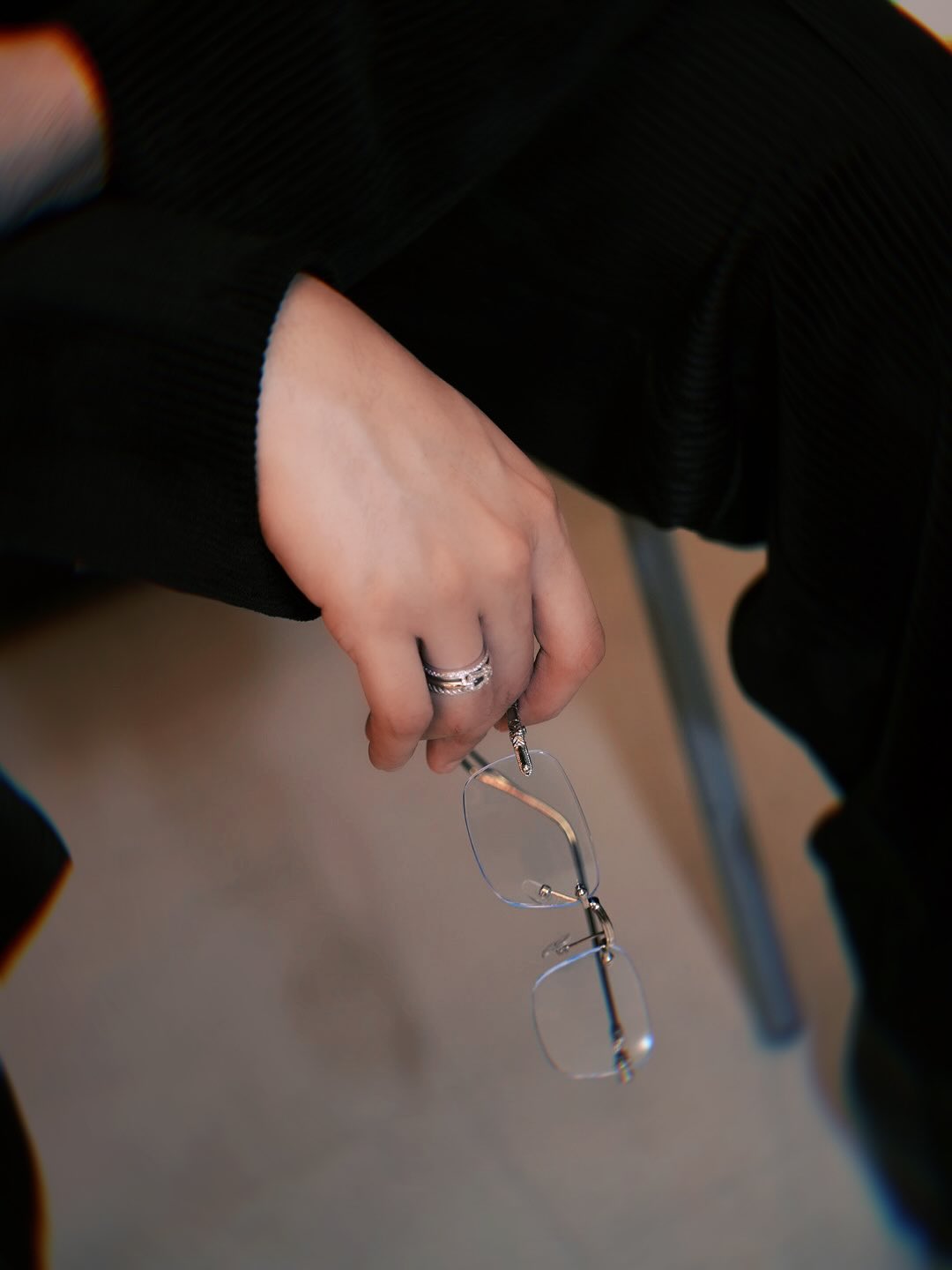 นนท์ - ธนนท์ จำเริญ