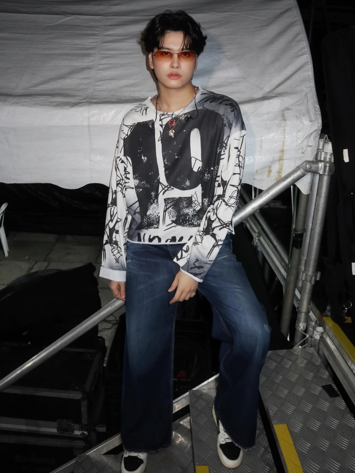 นนท์ - ธนนท์ จำเริญ