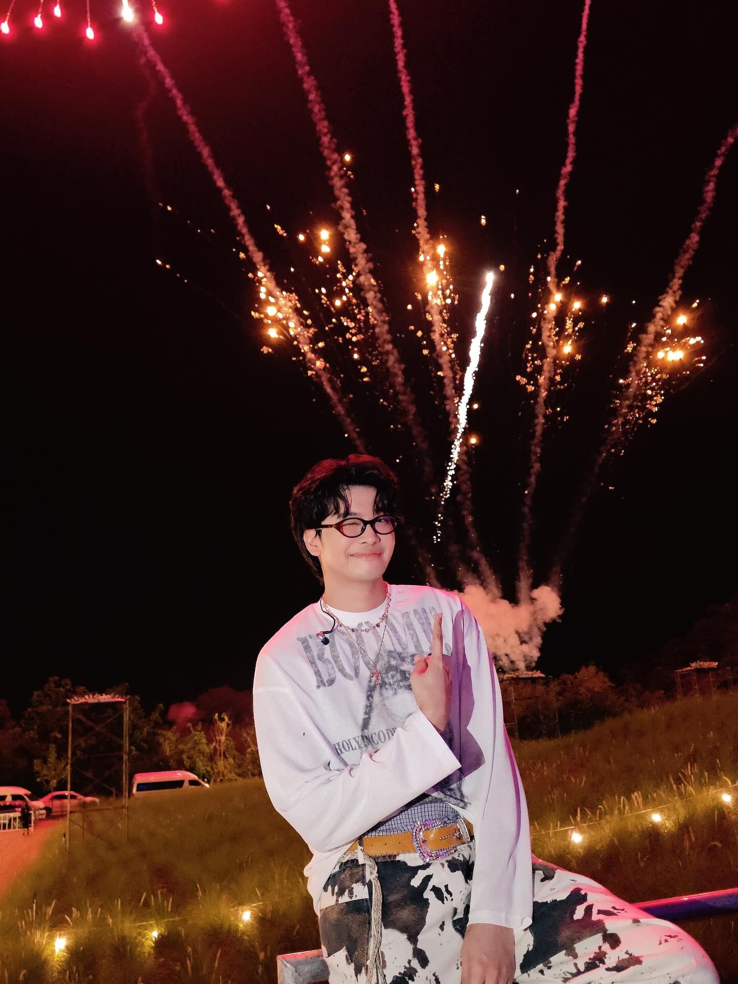 นนท์ - ธนนท์ จำเริญ