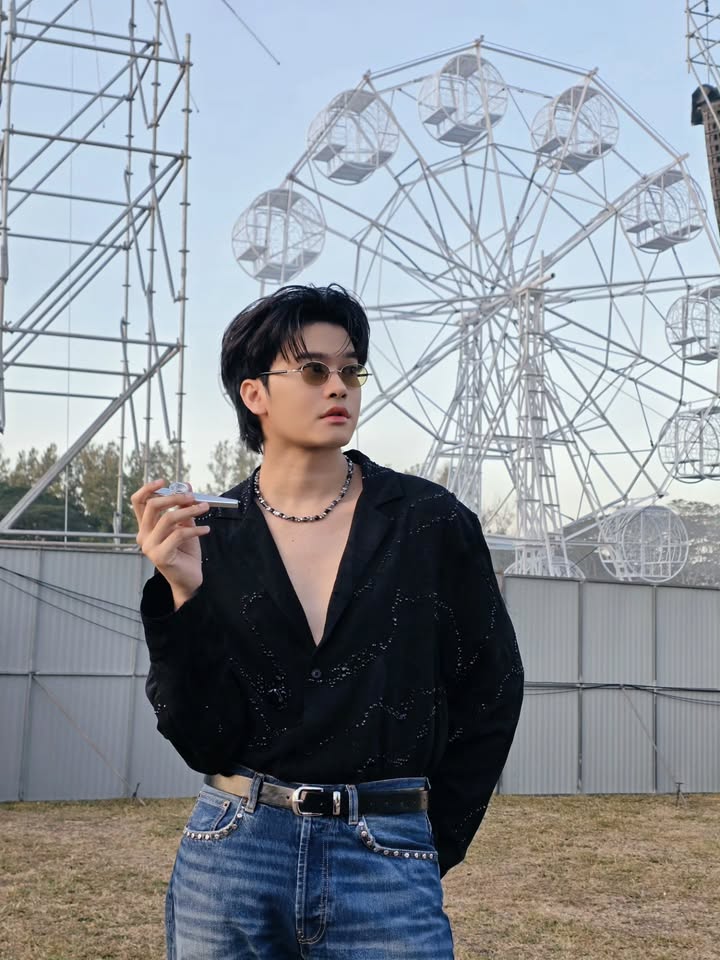 นนท์ - ธนนท์ จำเริญ