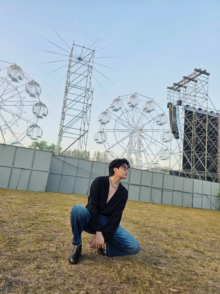 นนท์ - ธนนท์ จำเริญ