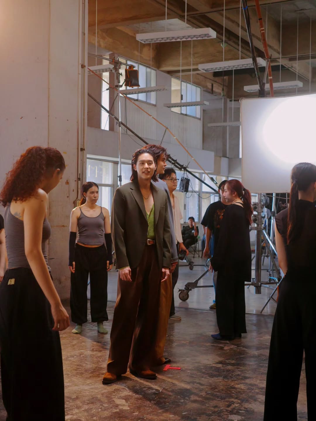 นนท์ - ธนนท์ จำเริญ