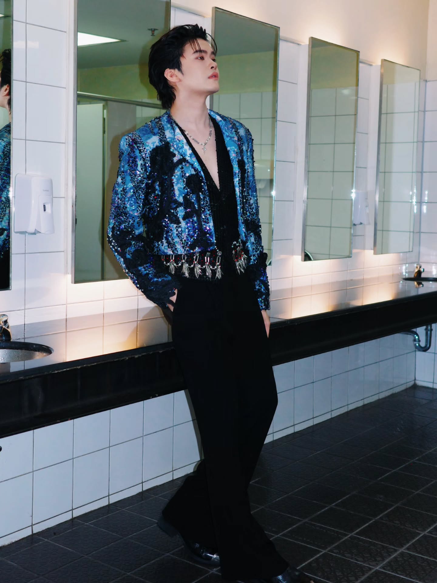 นนท์ - ธนนท์ จำเริญ