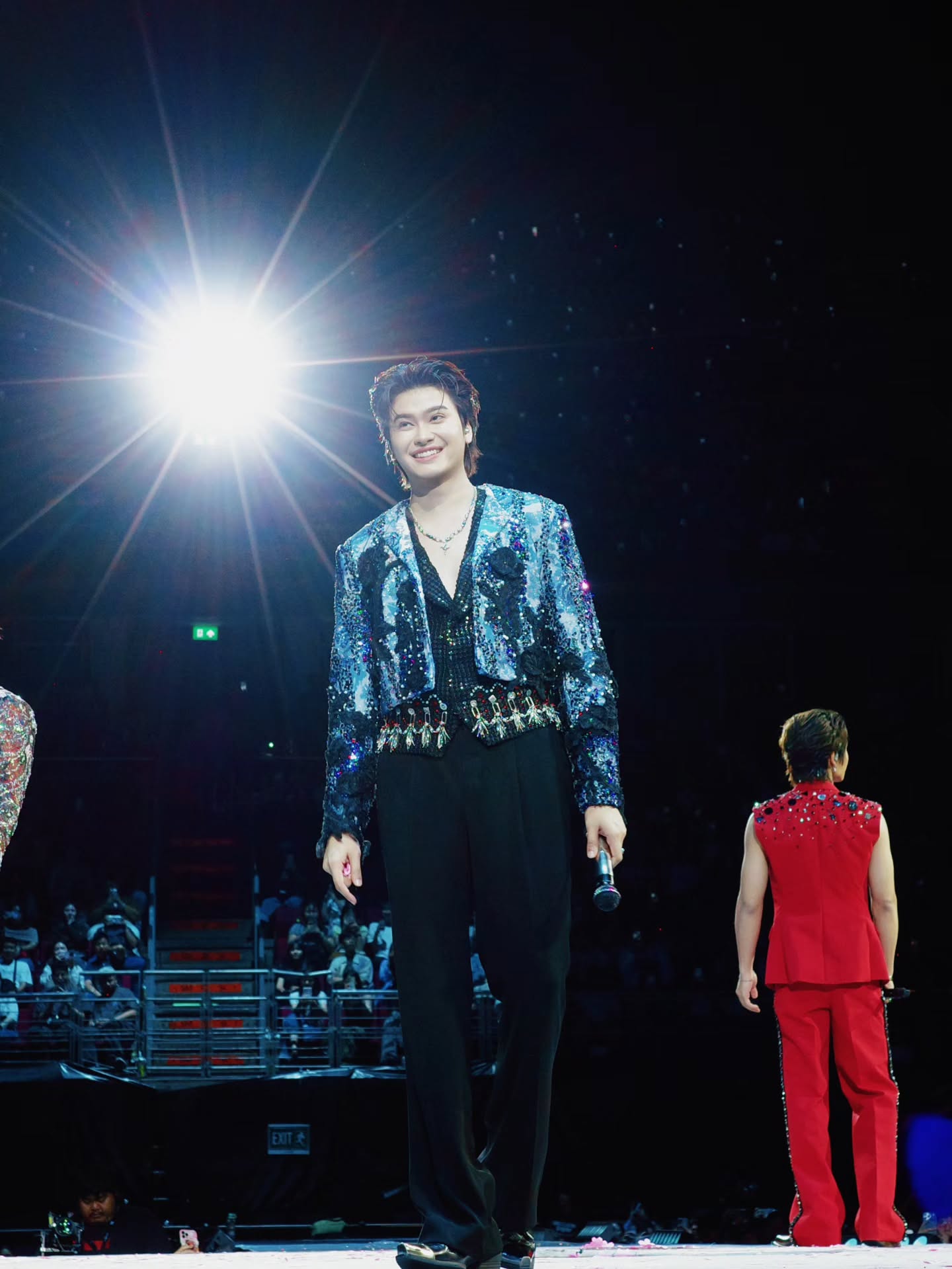 นนท์ - ธนนท์ จำเริญ