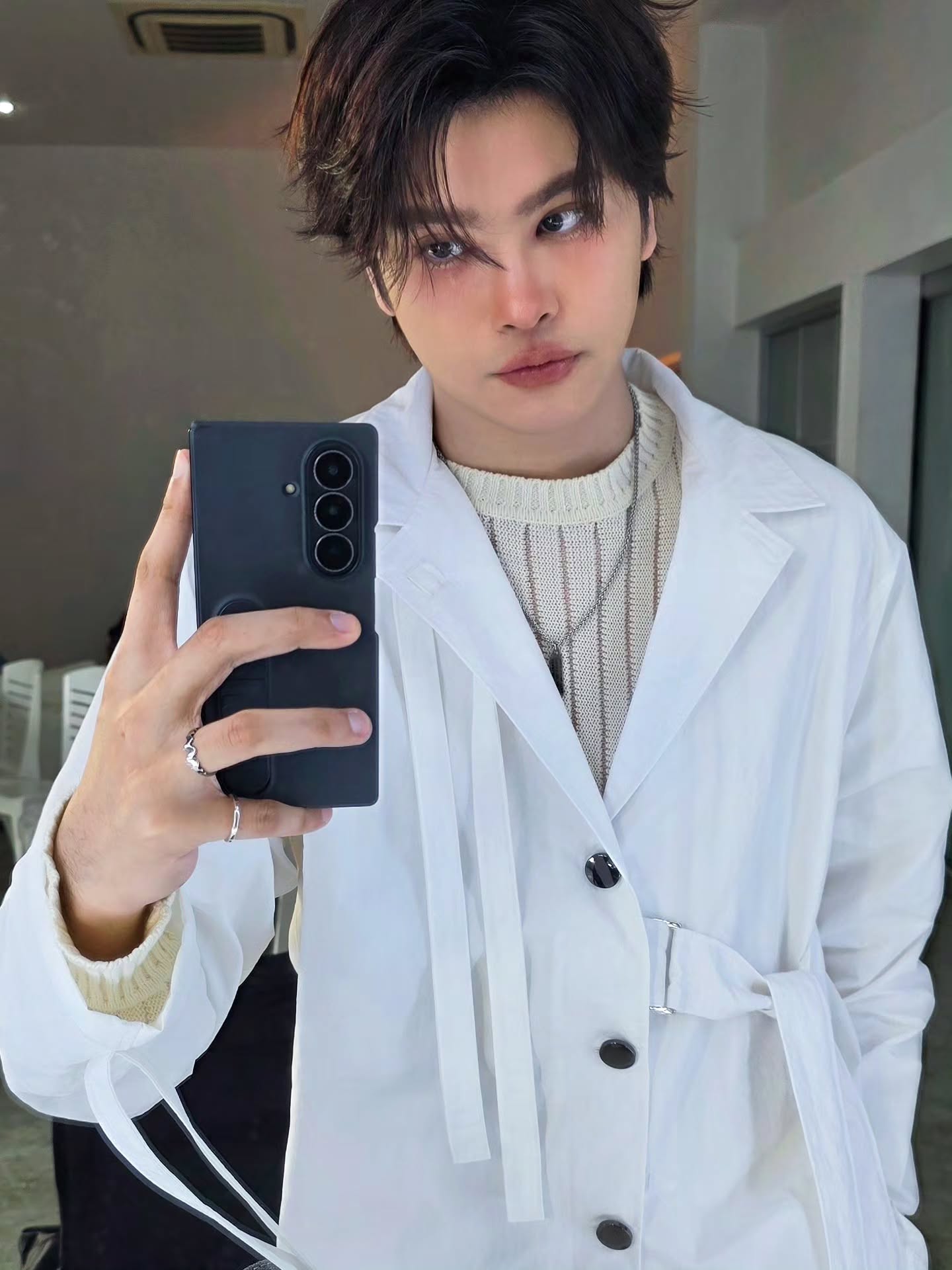 นนท์ - ธนนท์ จำเริญ