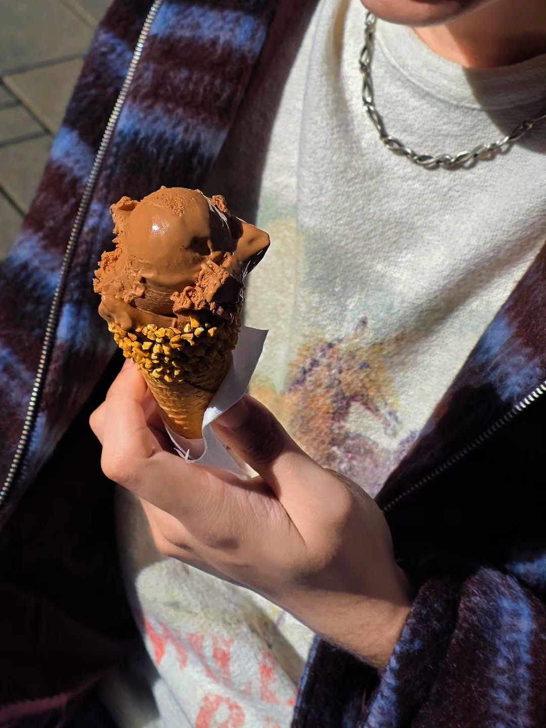 นนท์ - ธนนท์ จำเริญ