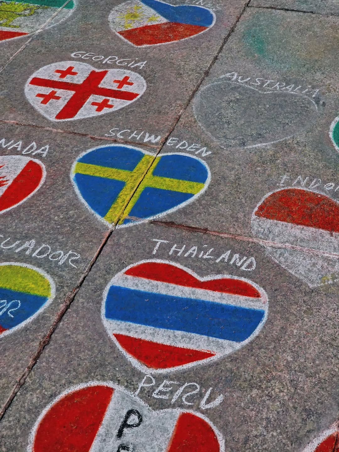 นนท์ - ธนนท์ จำเริญ