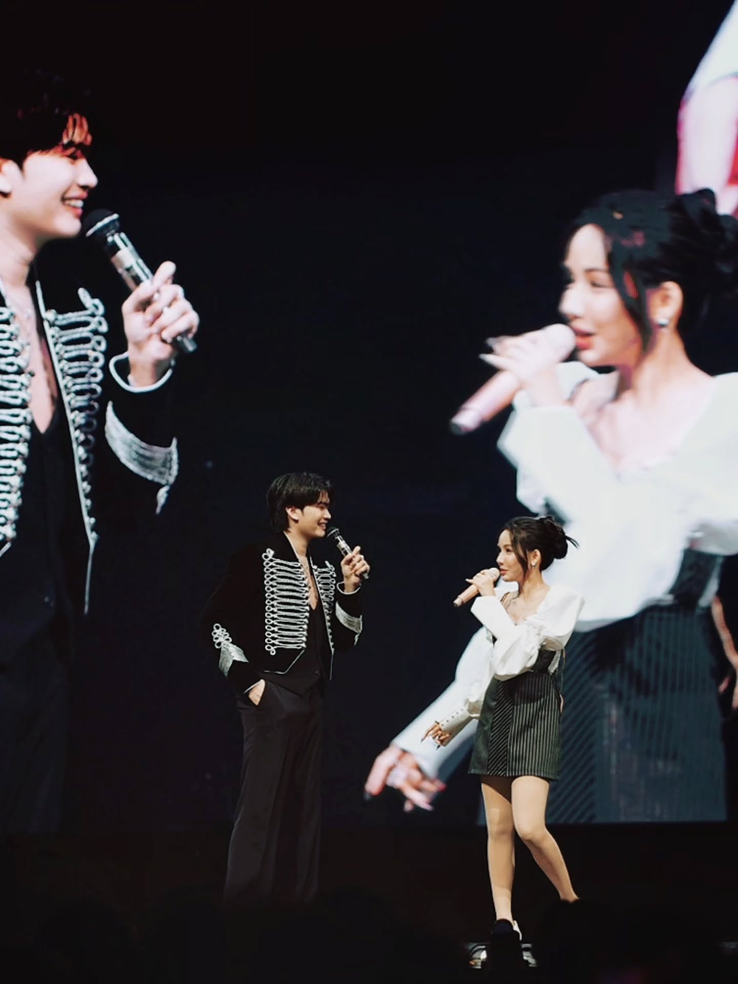 นนท์ - ธนนท์ จำเริญ