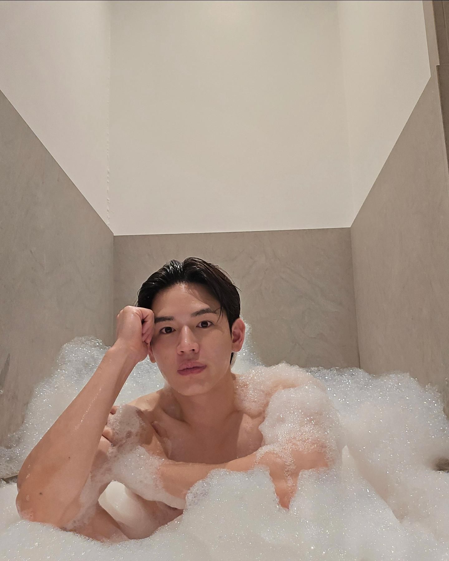 นิว - ฐิติภูมิ เตชะอภัยคุณ