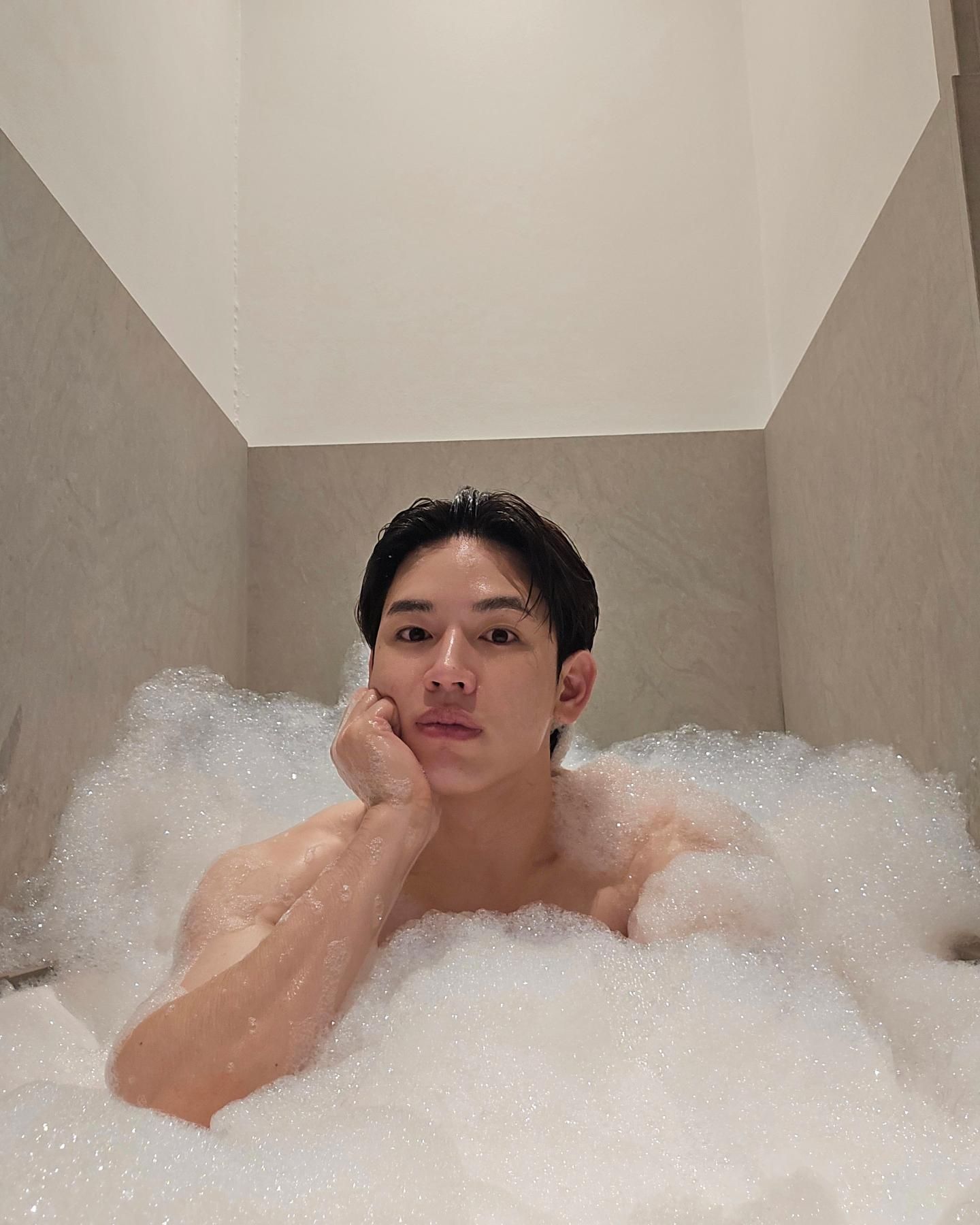นิว - ฐิติภูมิ เตชะอภัยคุณ