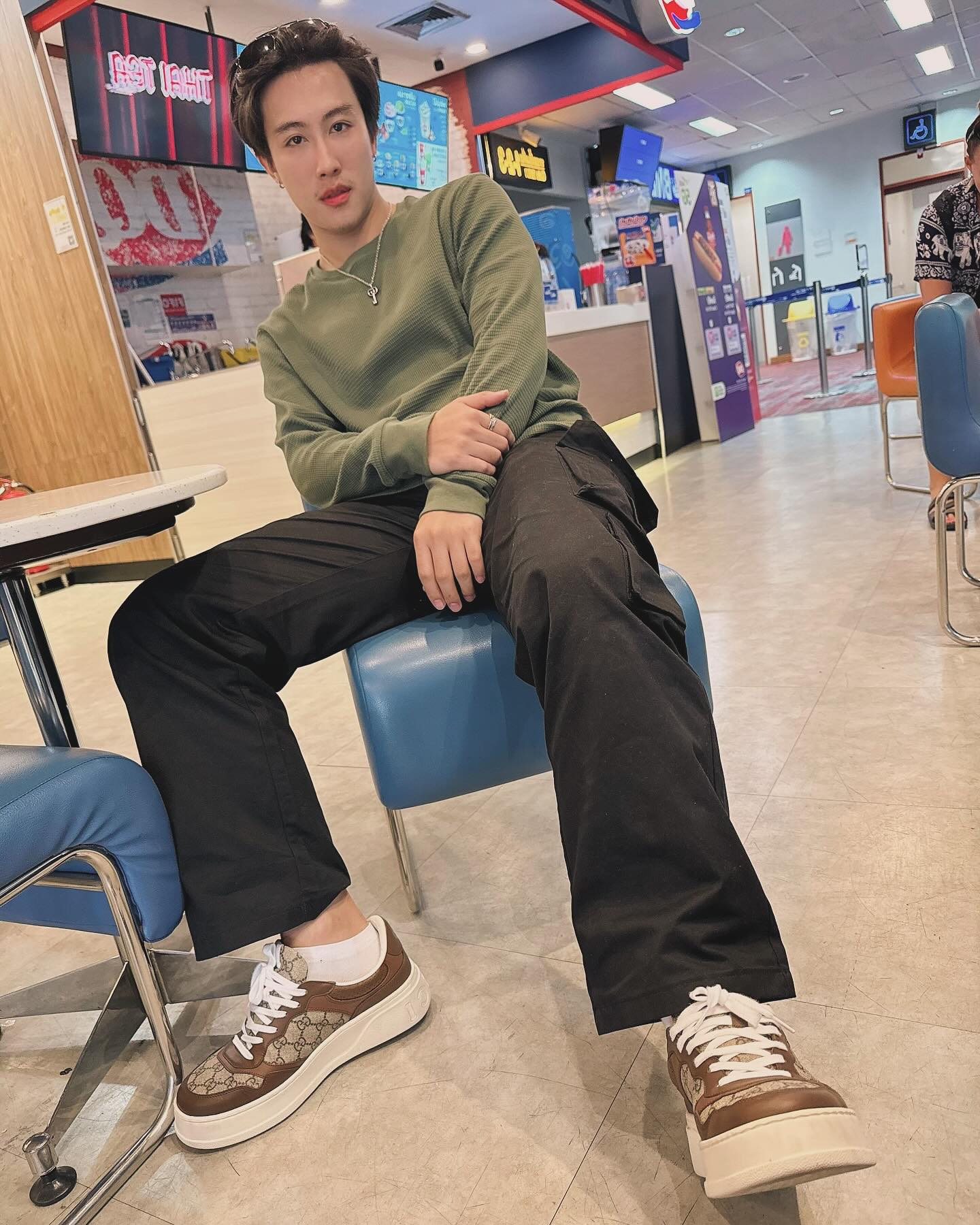 นุ๊ก - ธนดล ศิริแวว