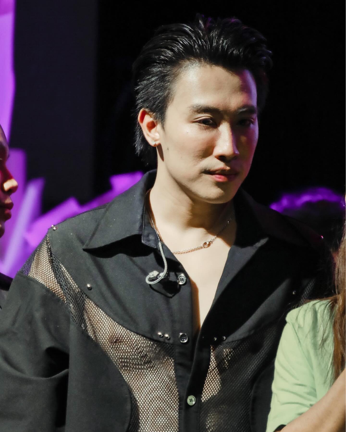 นุ๊ก - ธนดล ศิริแวว