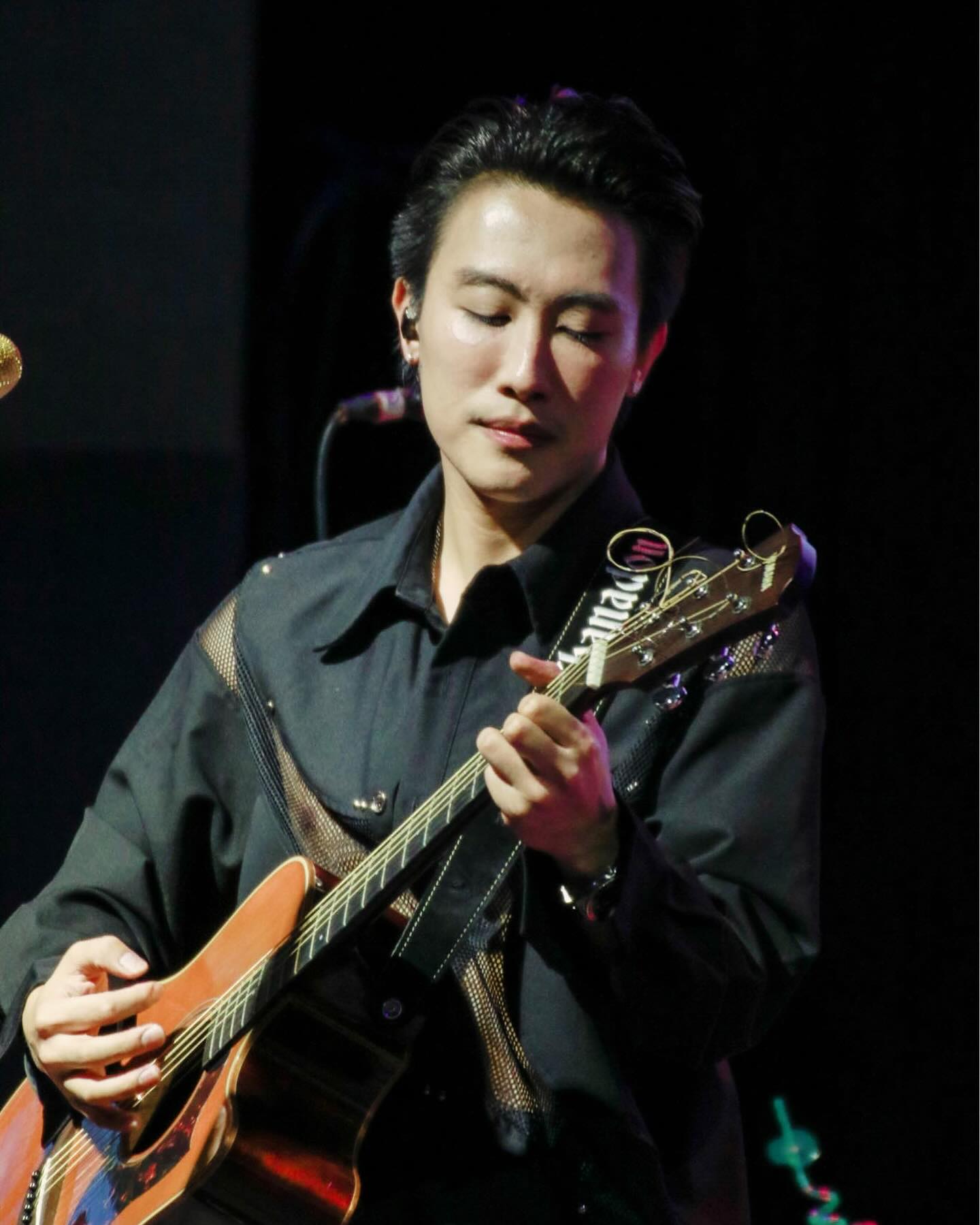 นุ๊ก - ธนดล ศิริแวว