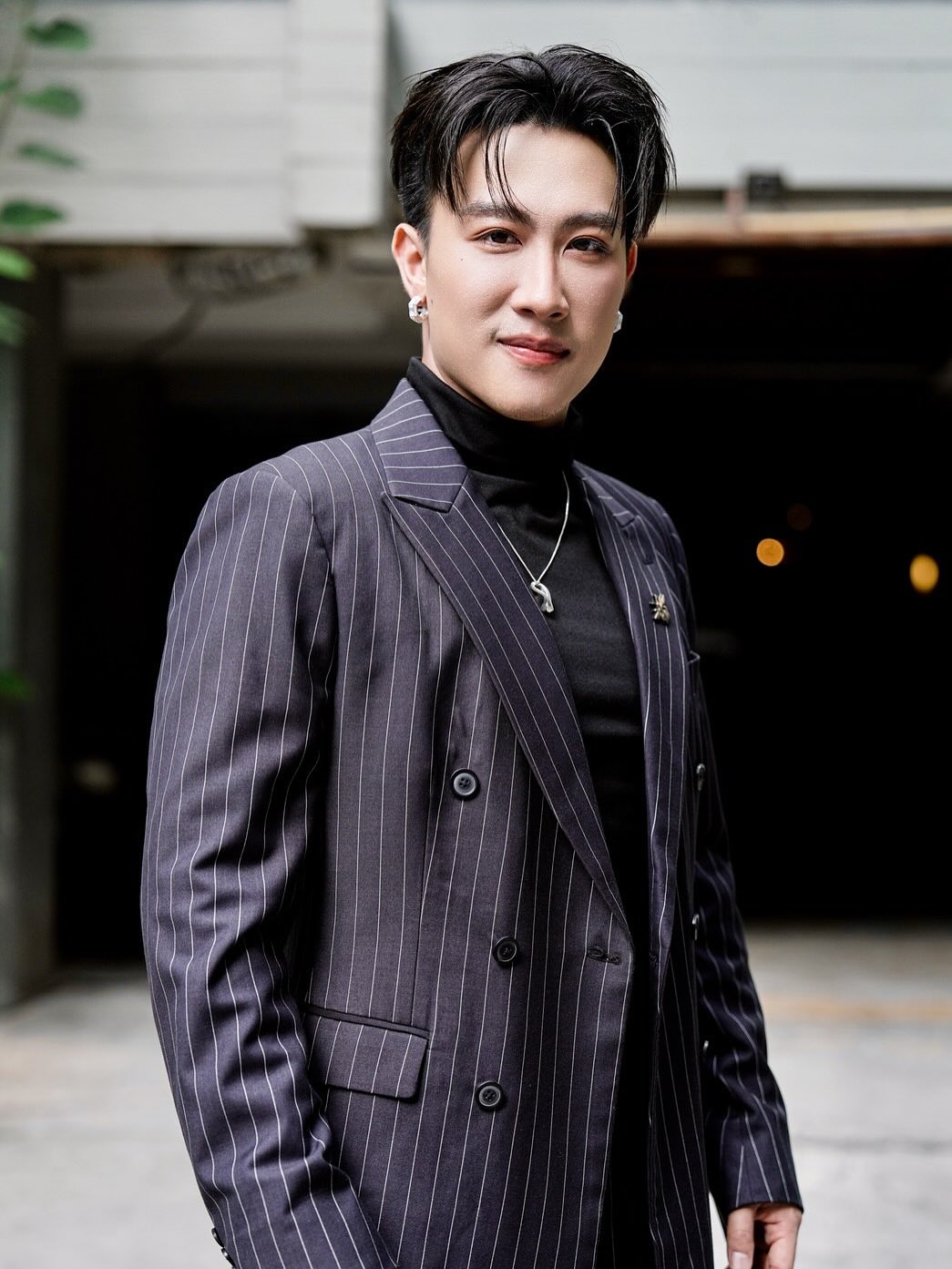 นุ๊ก - ธนดล ศิริแวว