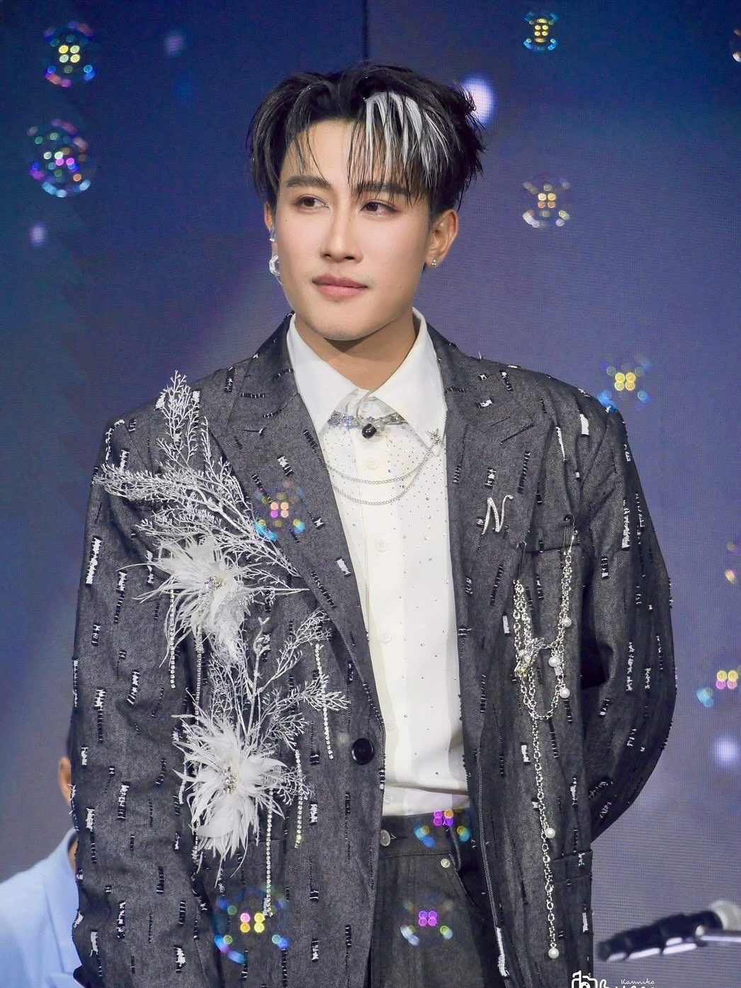 นุ๊ก - ธนดล ศิริแวว