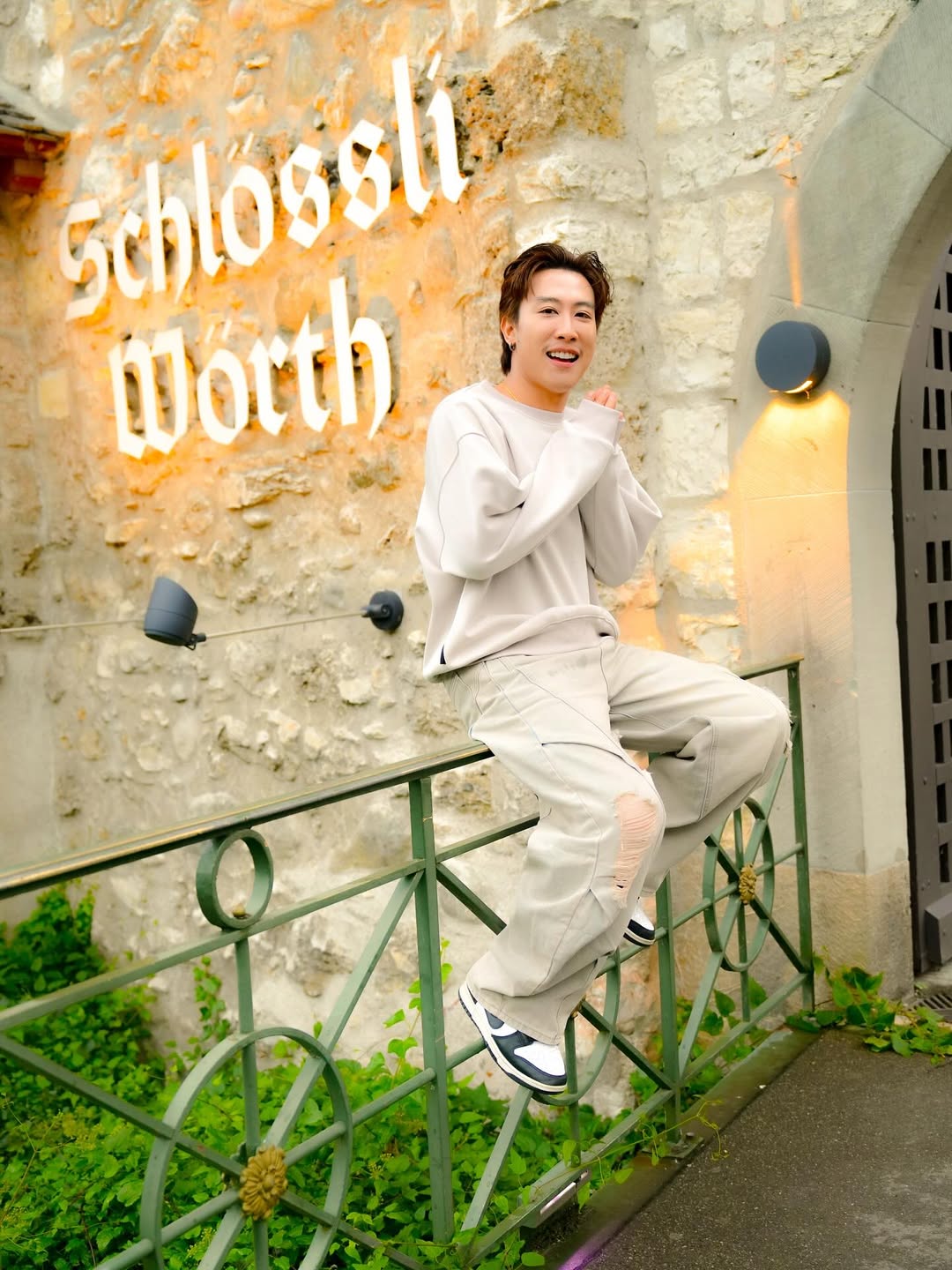 นุ๊ก - ธนดล ศิริแวว