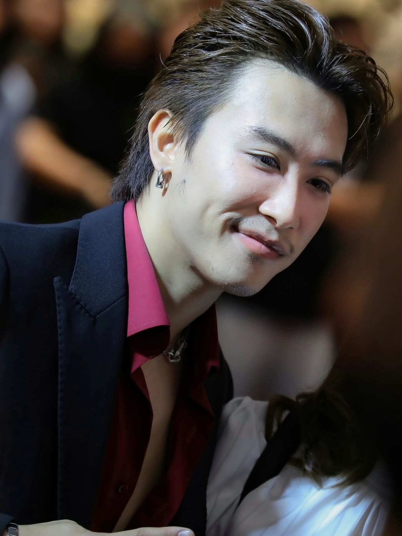 นุ๊ก - ธนดล ศิริแวว